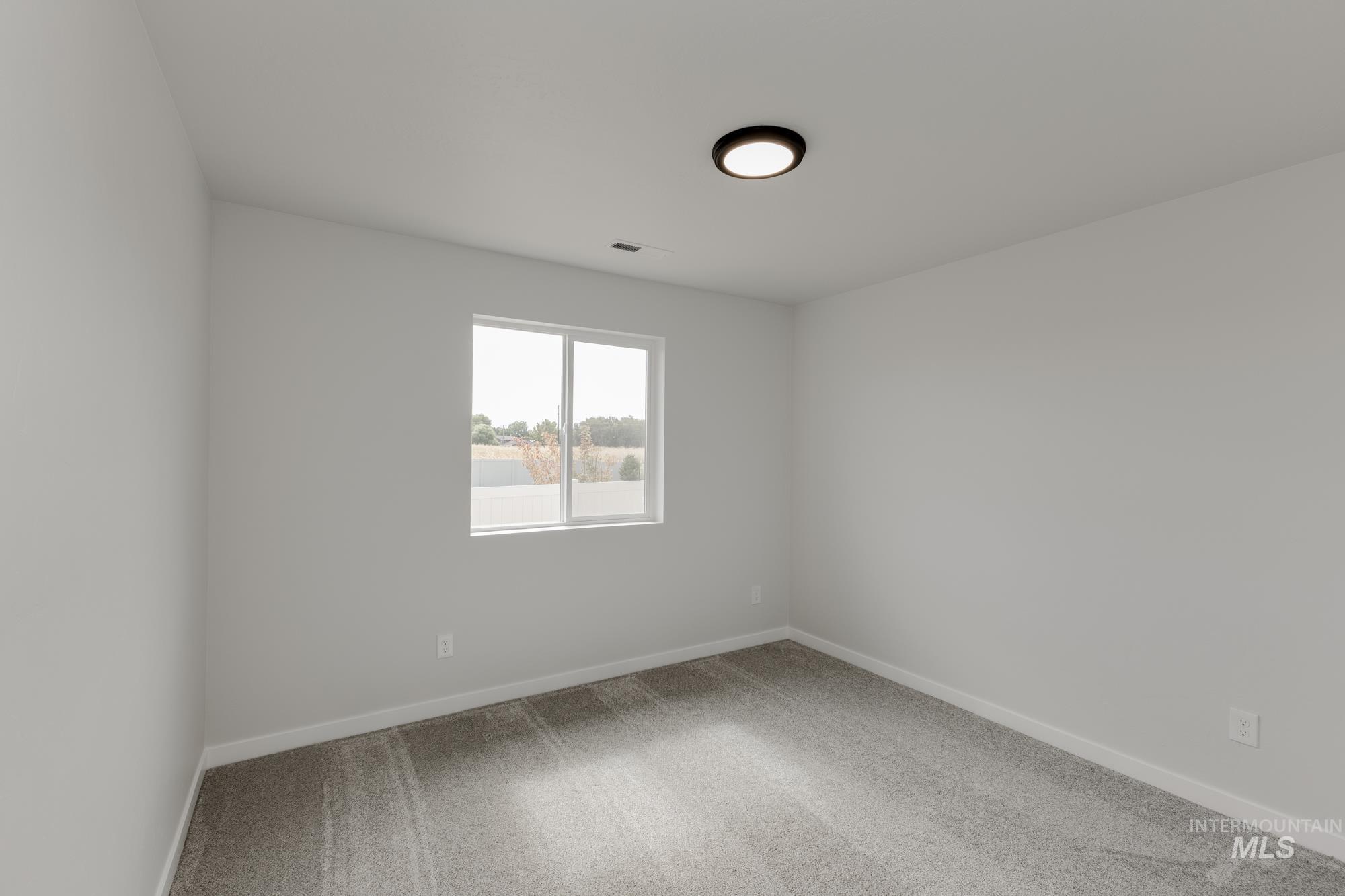 18119 N Lion Head Ave, Nampa, Idaho 83687, 4 Bedrooms, 2 Bathrooms, Residential For Sale, Price $414,990,MLS 98960888