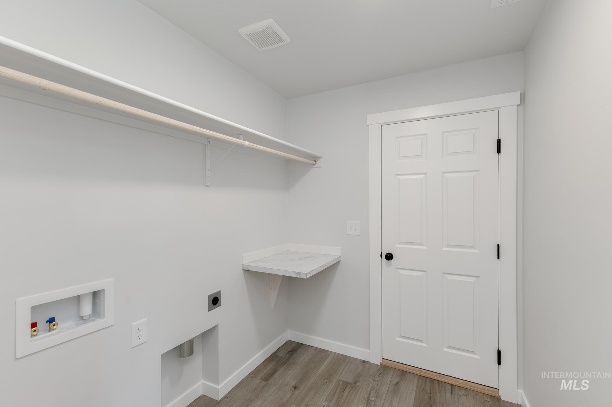 18119 N Lion Head Ave, Nampa, Idaho 83687, 4 Bedrooms, 2 Bathrooms, Residential For Sale, Price $414,990,MLS 98960888