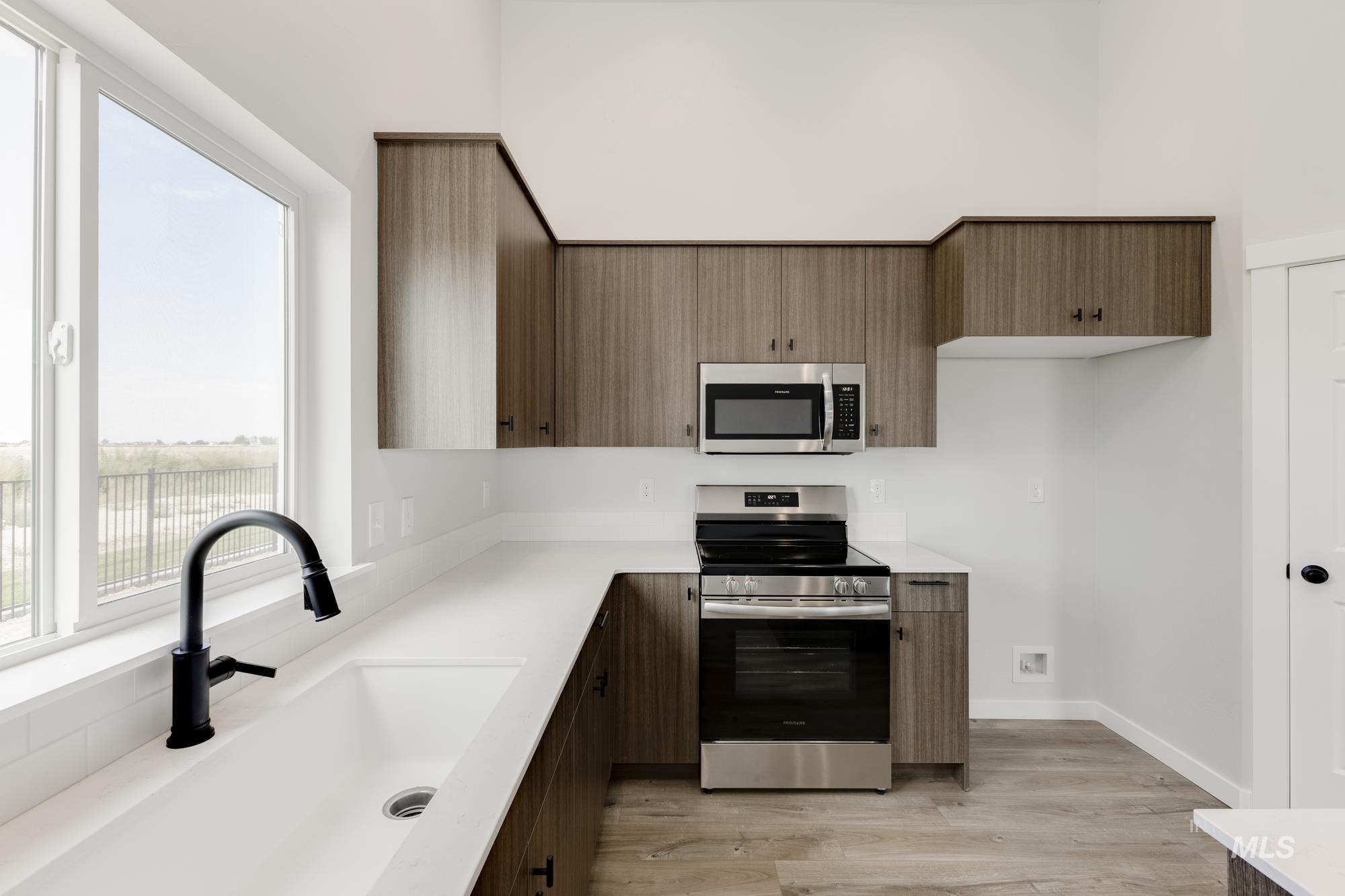 18119 N Lion Head Ave, Nampa, Idaho 83687, 4 Bedrooms, 2 Bathrooms, Residential For Sale, Price $414,990,MLS 98960888