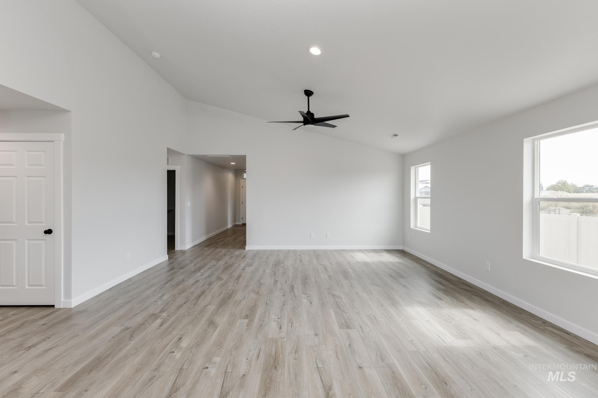 18119 N Lion Head Ave, Nampa, Idaho 83687, 4 Bedrooms, 2 Bathrooms, Residential For Sale, Price $414,990,MLS 98960888