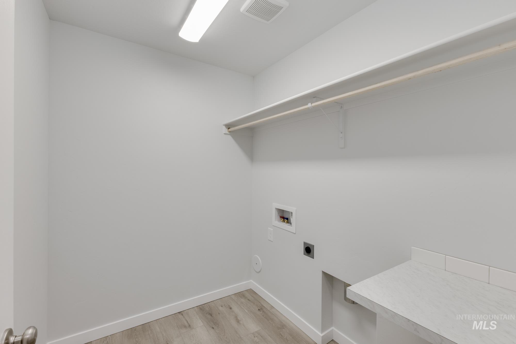 18147 N Lion Head Ave, Nampa, Idaho 83687, 5 Bedrooms, 2.5 Bathrooms, Residential For Sale, Price $499,990,MLS 98960889