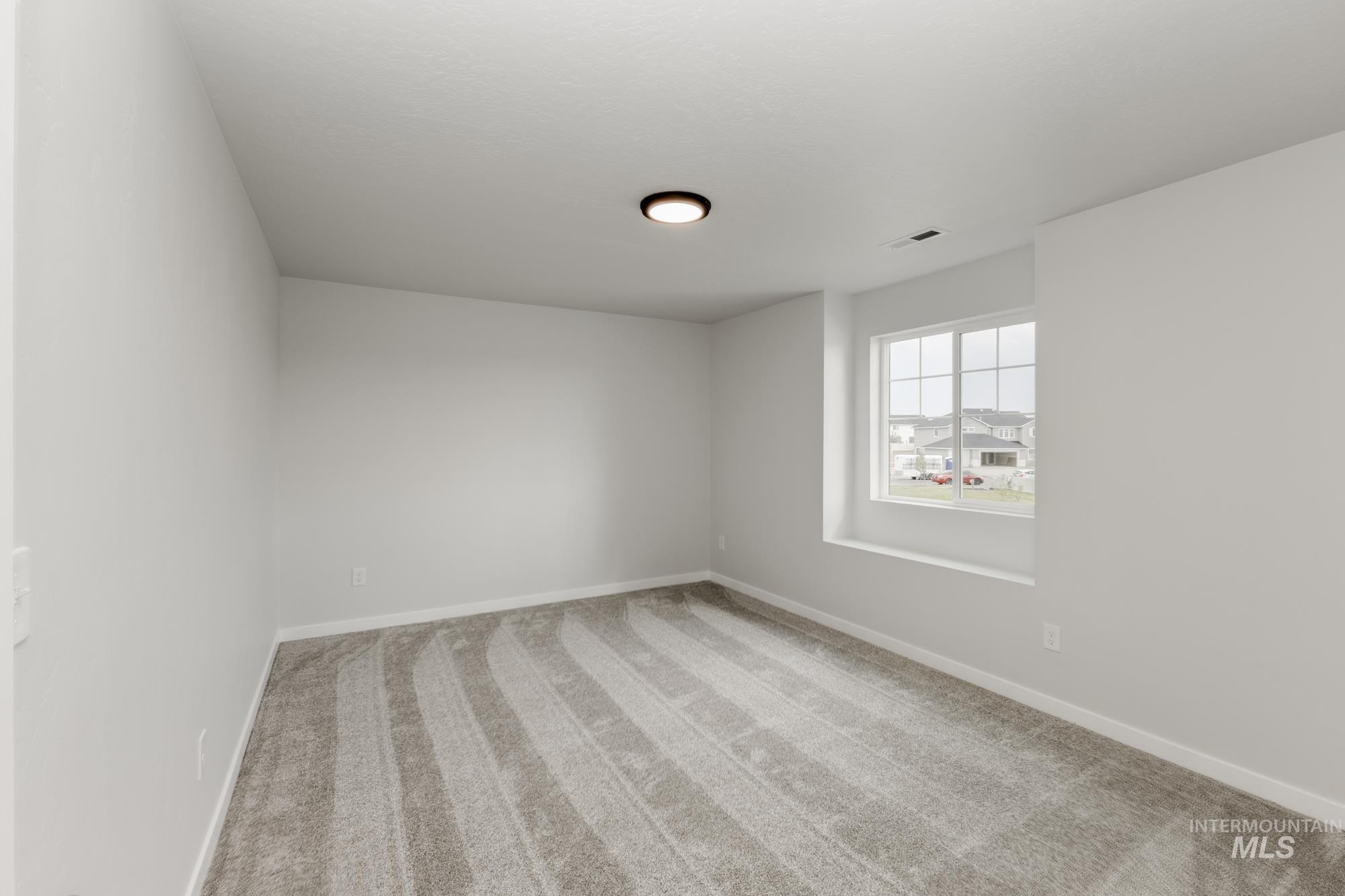 18147 N Lion Head Ave, Nampa, Idaho 83687, 5 Bedrooms, 2.5 Bathrooms, Residential For Sale, Price $499,990,MLS 98960889