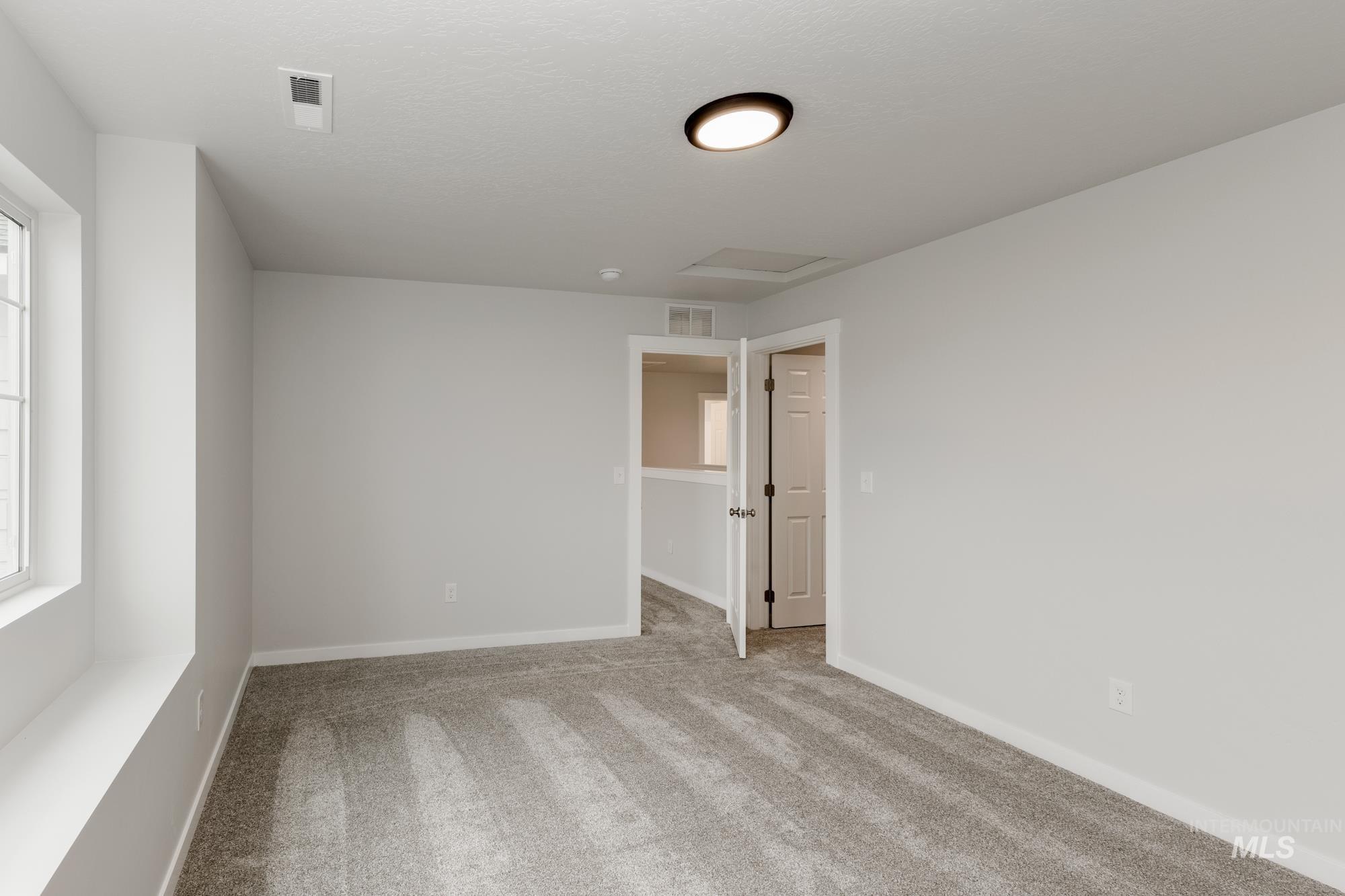 18147 N Lion Head Ave, Nampa, Idaho 83687, 5 Bedrooms, 2.5 Bathrooms, Residential For Sale, Price $499,990,MLS 98960889