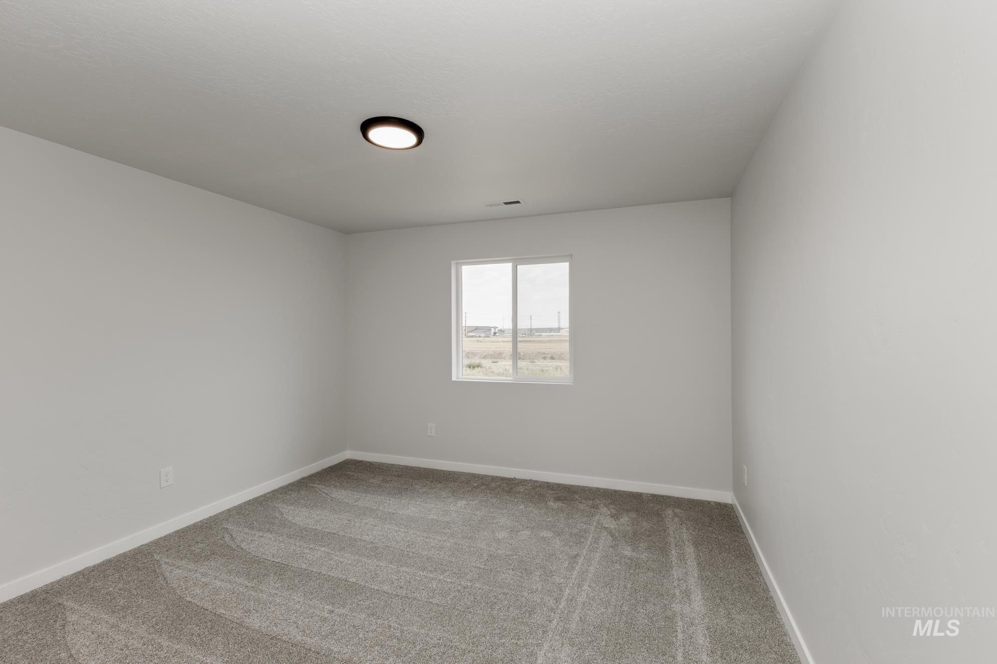 18147 N Lion Head Ave, Nampa, Idaho 83687, 5 Bedrooms, 2.5 Bathrooms, Residential For Sale, Price $499,990,MLS 98960889