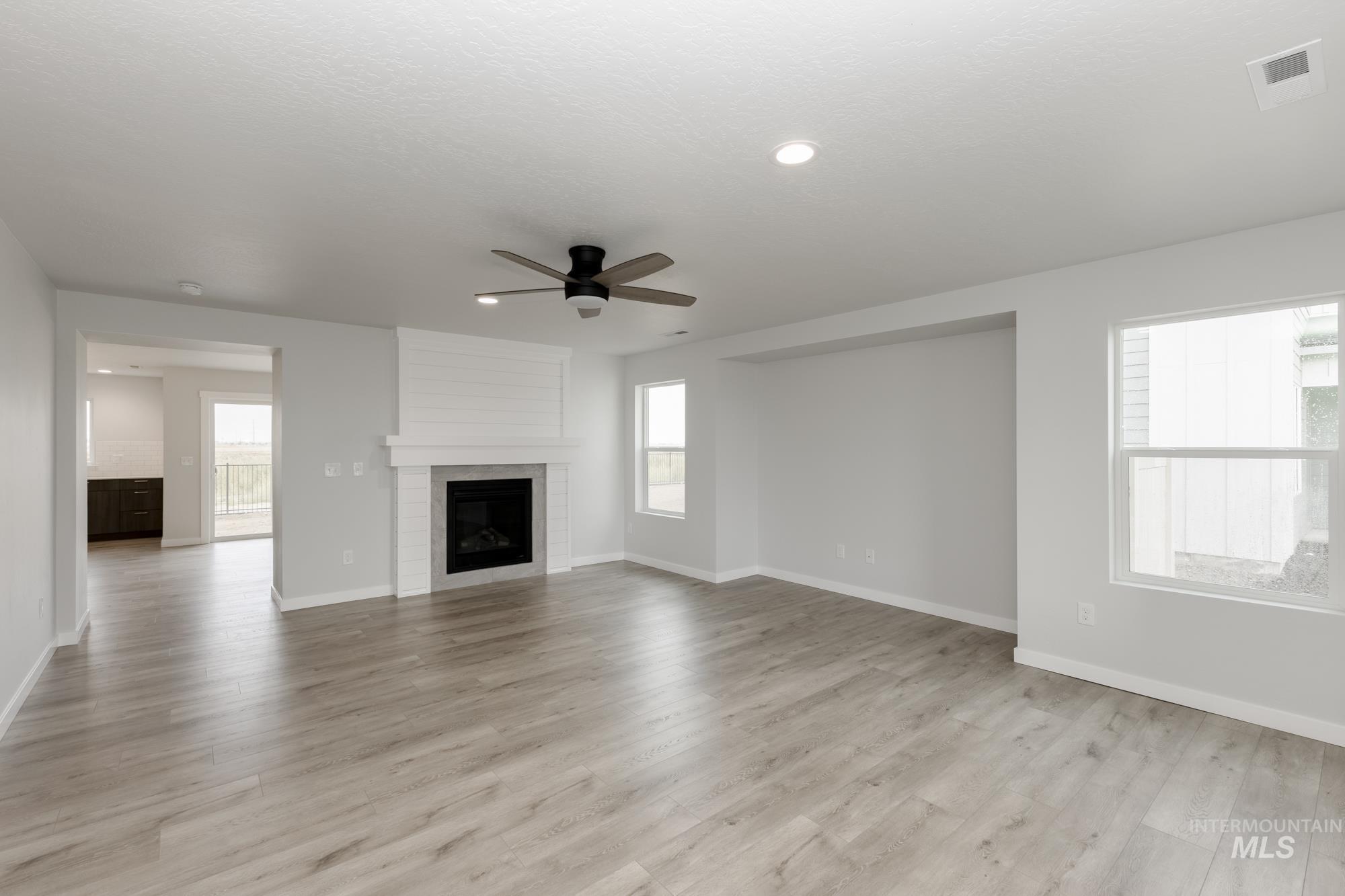 18147 N Lion Head Ave, Nampa, Idaho 83687, 5 Bedrooms, 2.5 Bathrooms, Residential For Sale, Price $499,990,MLS 98960889