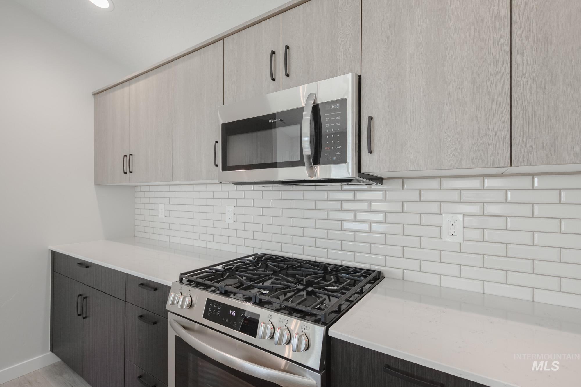 18231 N Lion Head Ave, Nampa, Idaho 83687, 4 Bedrooms, 2 Bathrooms, Residential For Sale, Price $429,990,MLS 98960890