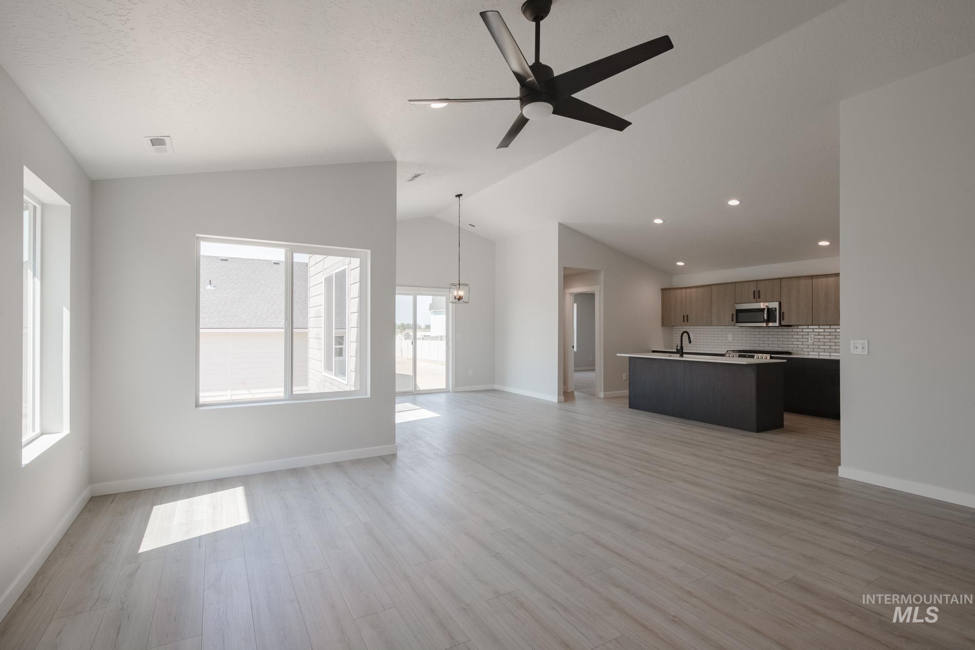 18231 N Lion Head Ave, Nampa, Idaho 83687, 4 Bedrooms, 2 Bathrooms, Residential For Sale, Price $429,990,MLS 98960890