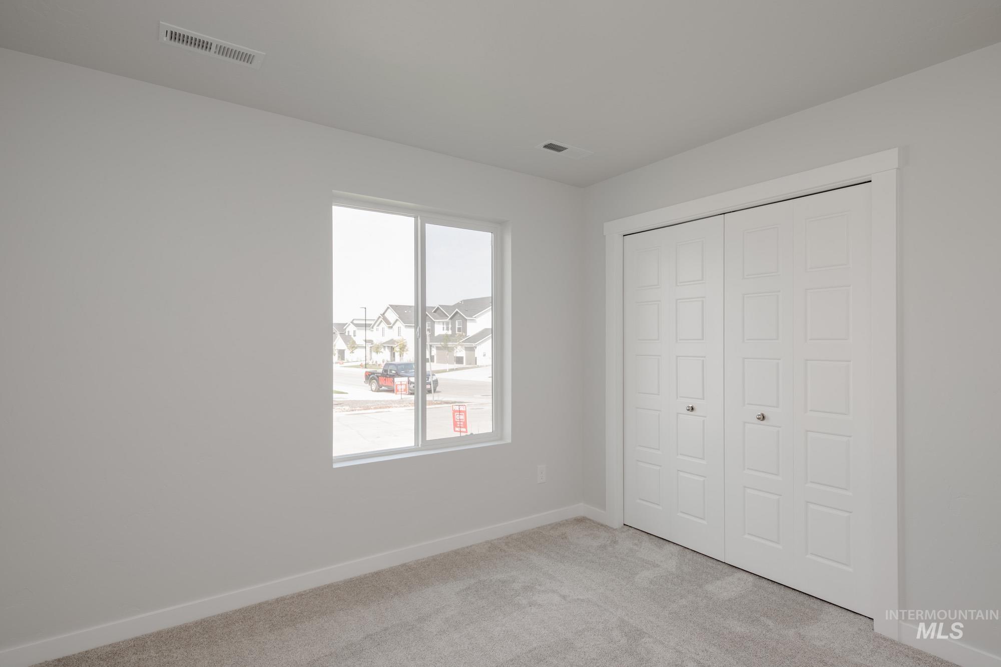 5552 S Donaway Ave, Meridian, Idaho 83642, 4 Bedrooms, 2 Bathrooms, Residential For Sale, Price $444,990,MLS 98960896