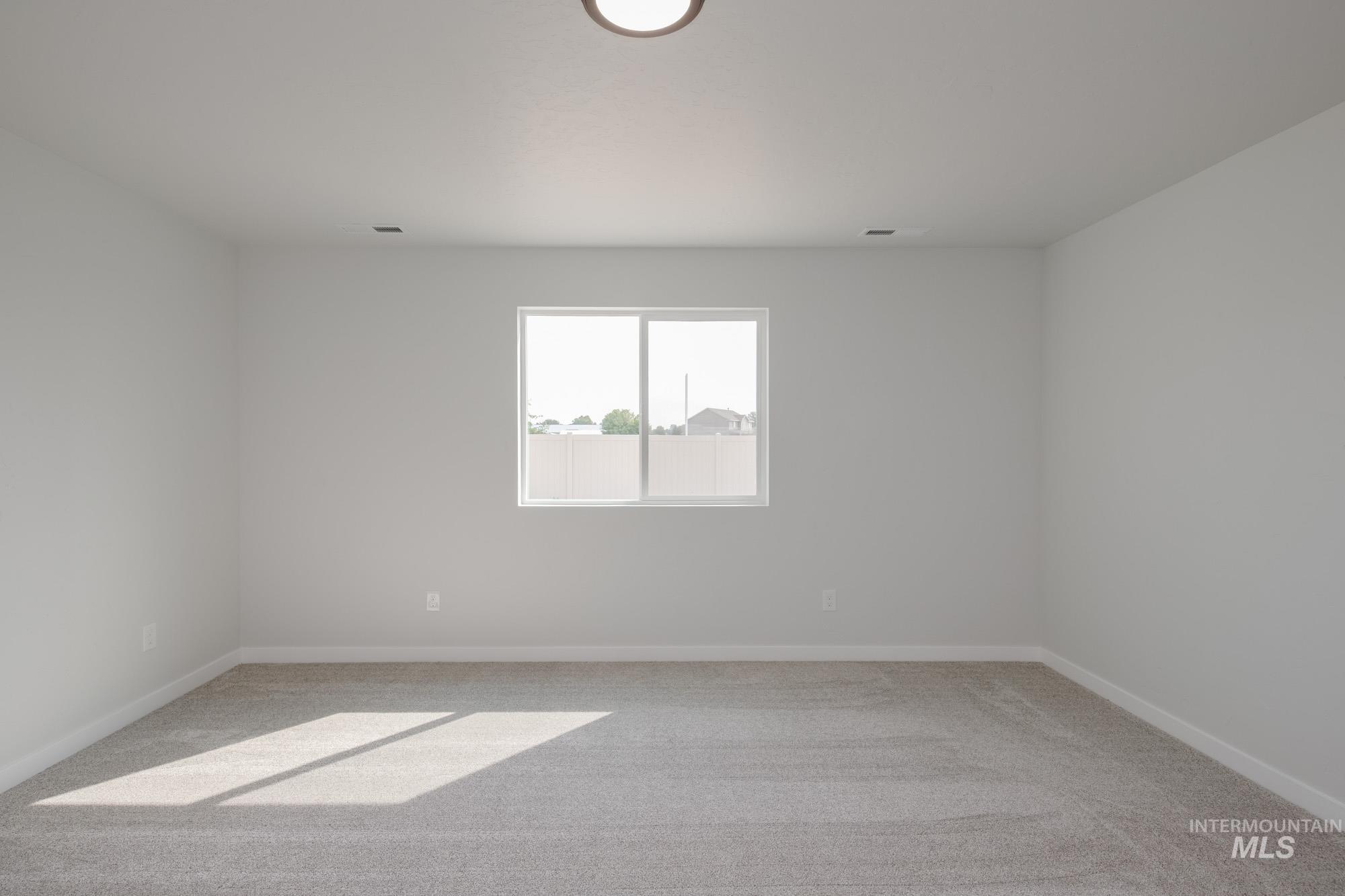 5552 S Donaway Ave, Meridian, Idaho 83642, 4 Bedrooms, 2 Bathrooms, Residential For Sale, Price $444,990,MLS 98960896