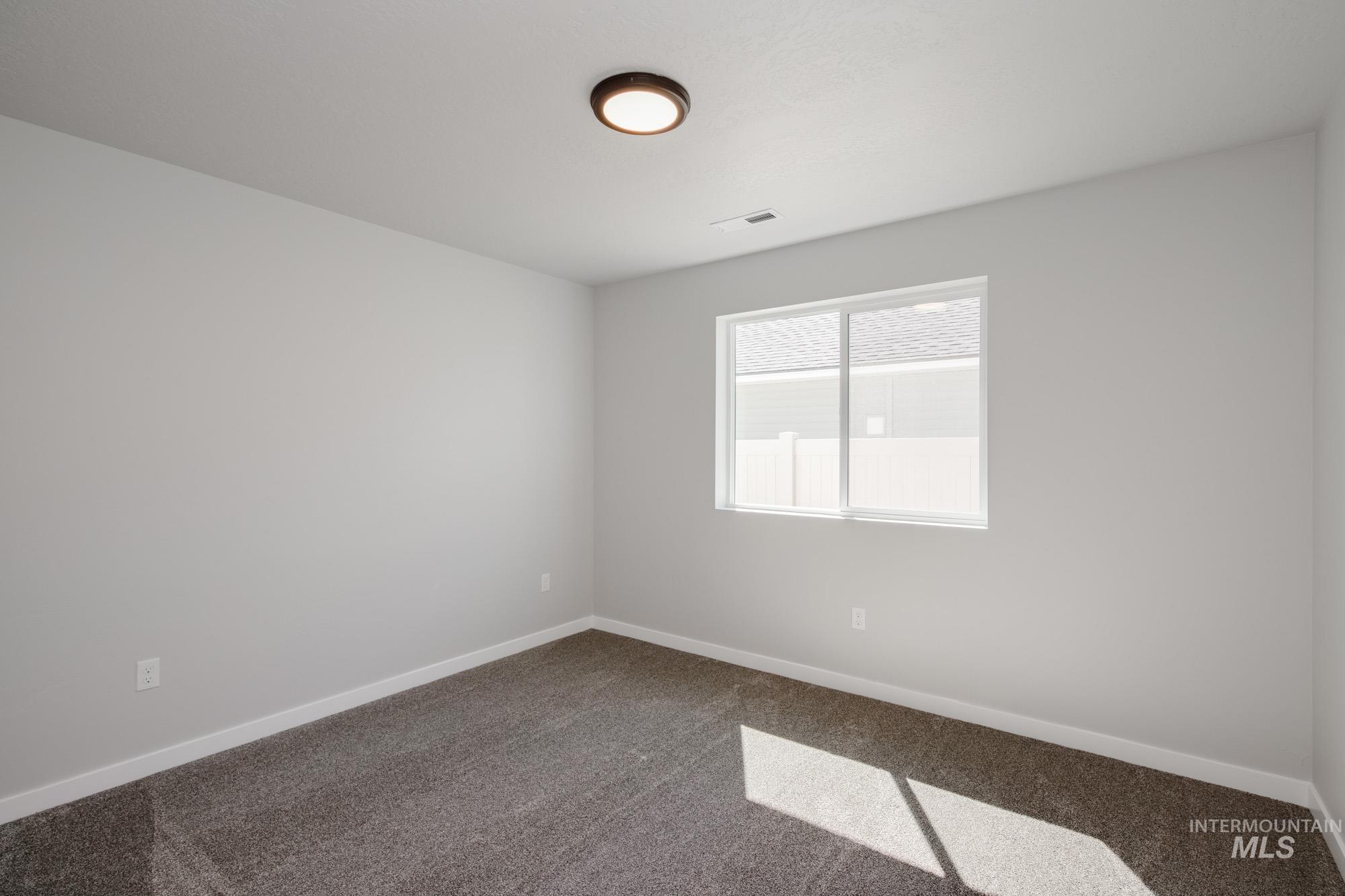 284 N Cranesbill Ave, Kuna, Idaho 83634, 4 Bedrooms, 2 Bathrooms, Residential For Sale, Price $419,990,MLS 98960899