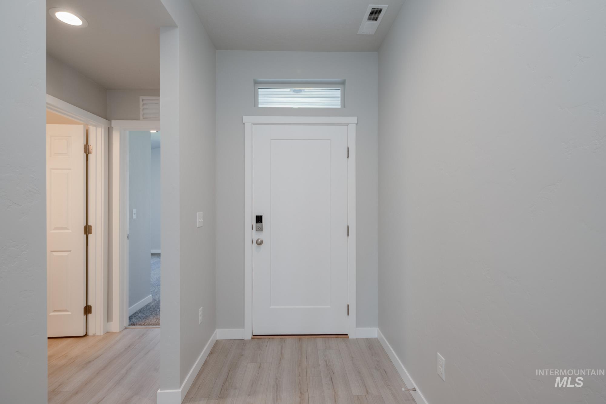 284 N Cranesbill Ave, Kuna, Idaho 83634, 4 Bedrooms, 2 Bathrooms, Residential For Sale, Price $419,990,MLS 98960899