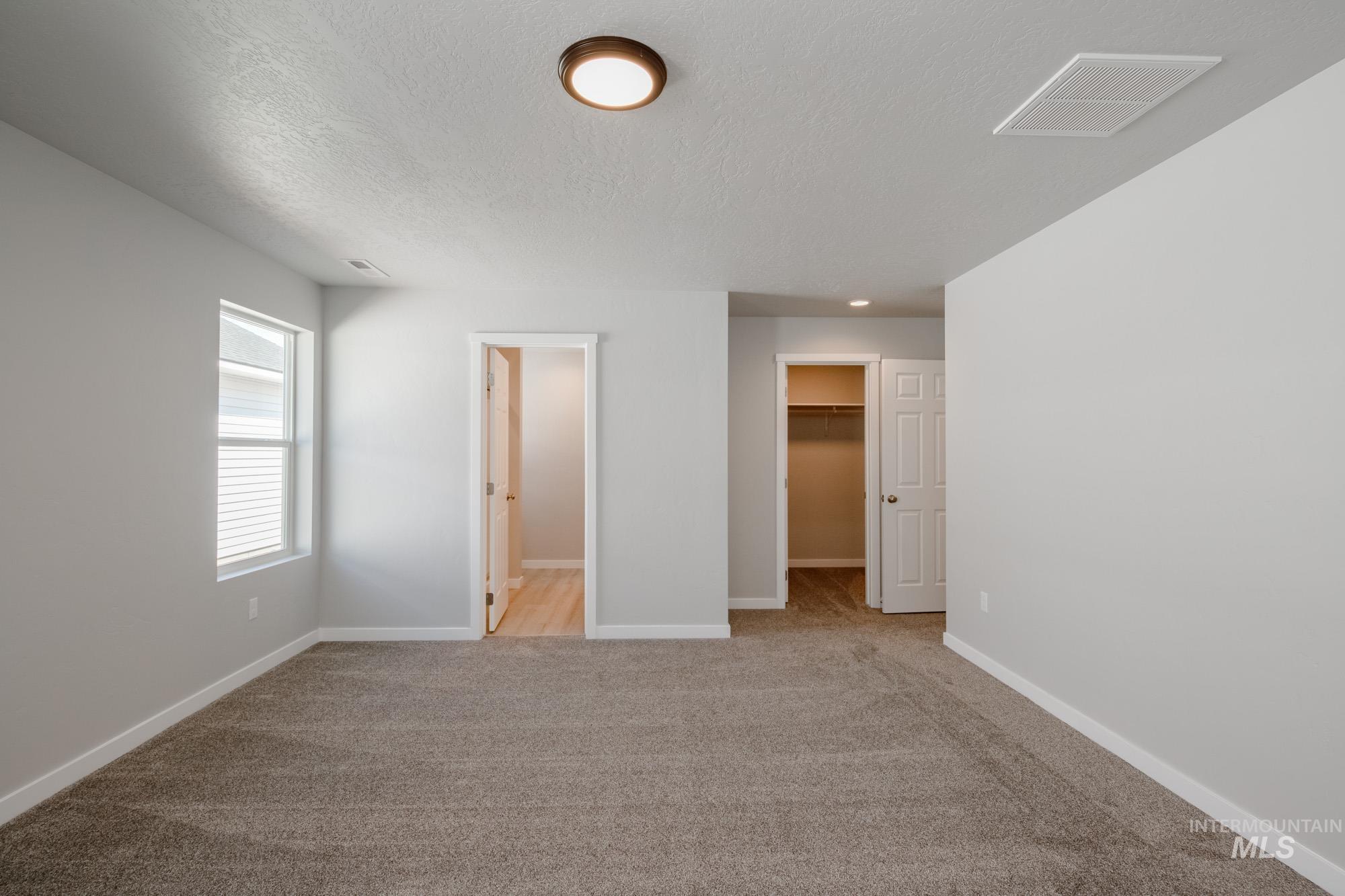 284 N Cranesbill Ave, Kuna, Idaho 83634, 4 Bedrooms, 2 Bathrooms, Residential For Sale, Price $419,990,MLS 98960899