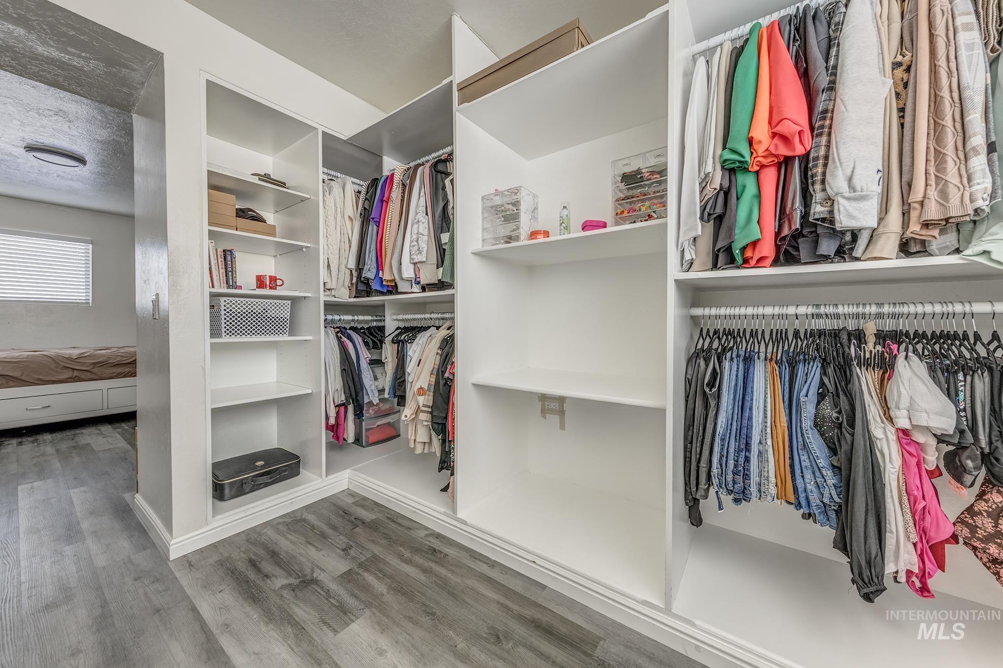 1192 SW 12th Ave, Ontario, Oregon 97914, 5 Bedrooms, 3 Bathrooms, Residential For Sale, Price $400,000,MLS 98960915