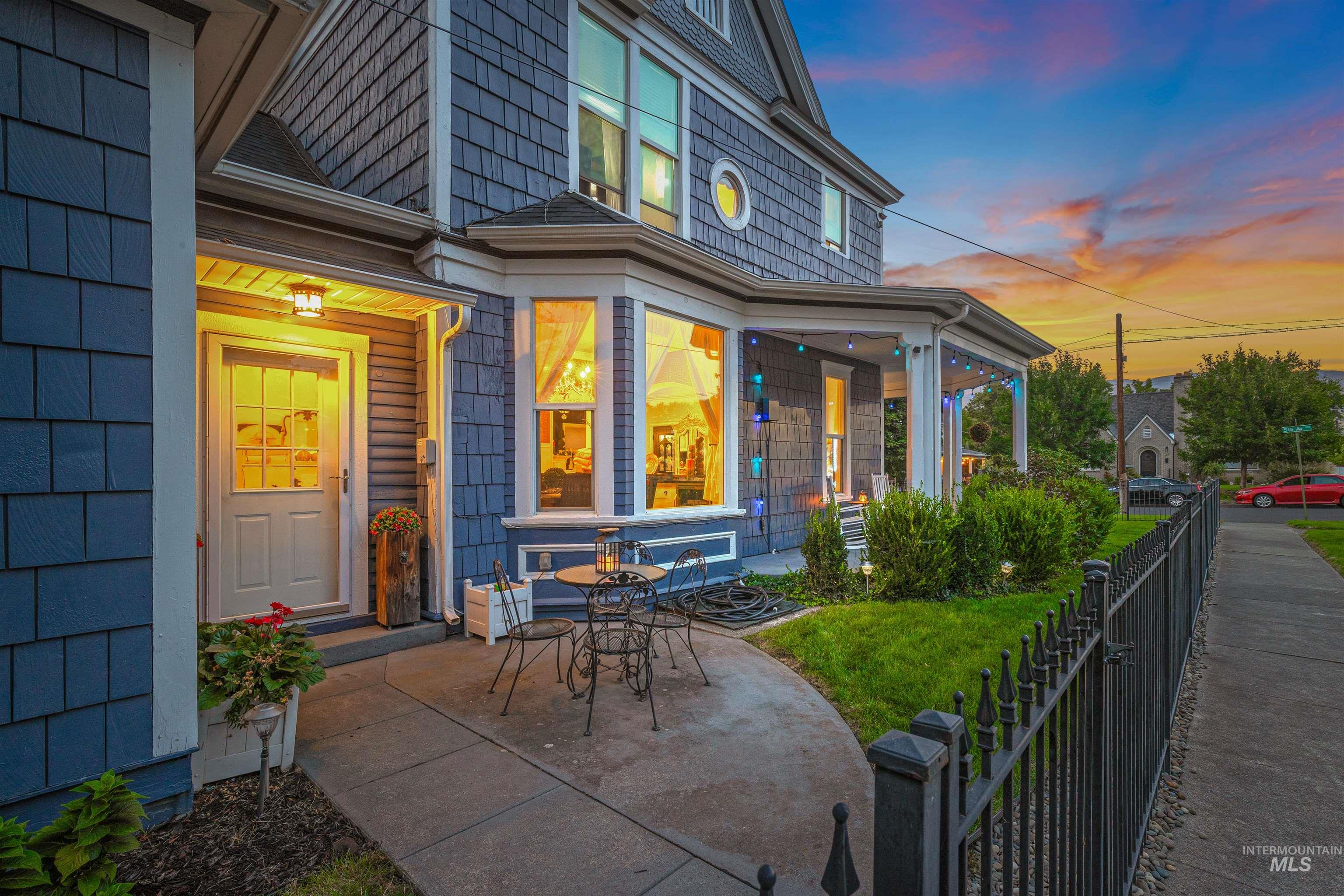 326 5th Avenue, Lewiston, Idaho 83501, 4 Bedrooms, 2.5 Bathrooms, Residential For Sale, Price $484,000,MLS 98960926