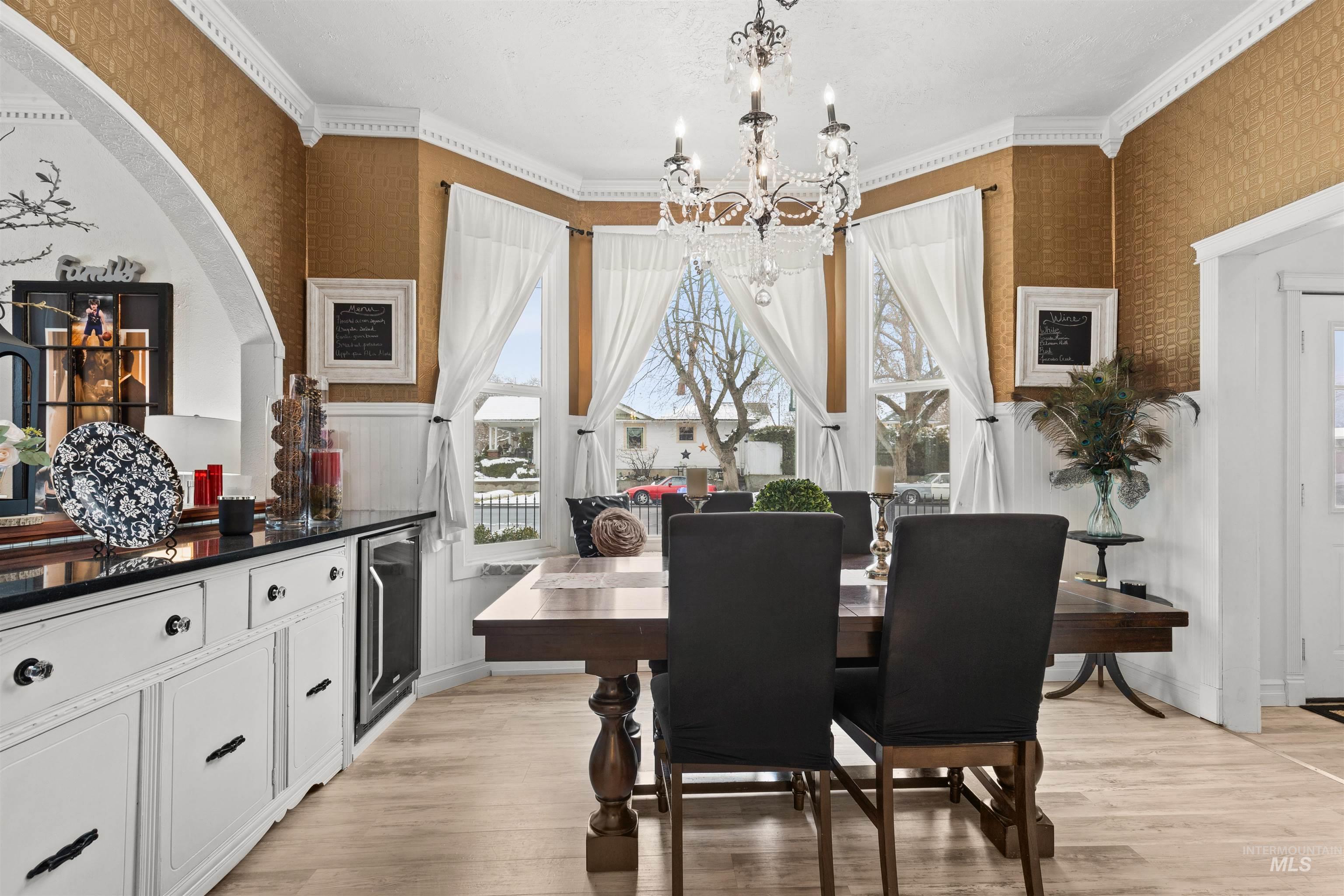 326 5th Avenue, Lewiston, Idaho 83501, 4 Bedrooms, 2.5 Bathrooms, Residential For Sale, Price $484,000,MLS 98960926