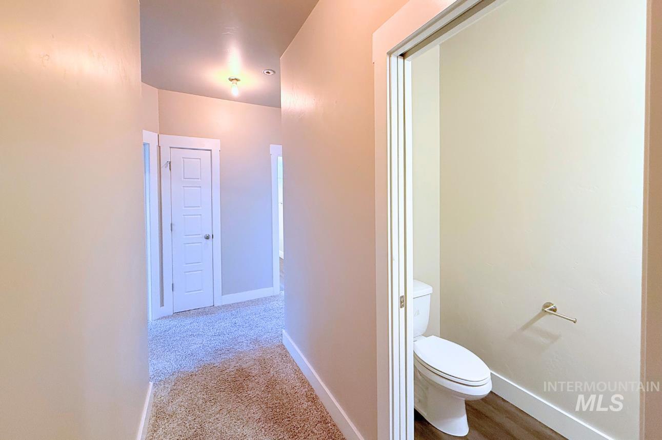 905 Birchton Loop, Twin Falls, Idaho 83301, 3 Bedrooms, 2.5 Bathrooms, Residential For Sale, Price $419,900, 98960944