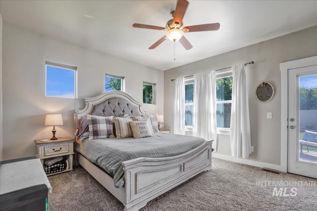 905 Birchton Loop, Twin Falls, Idaho 83301, 3 Bedrooms, 2.5 Bathrooms, Residential For Sale, Price $419,900, 98960944