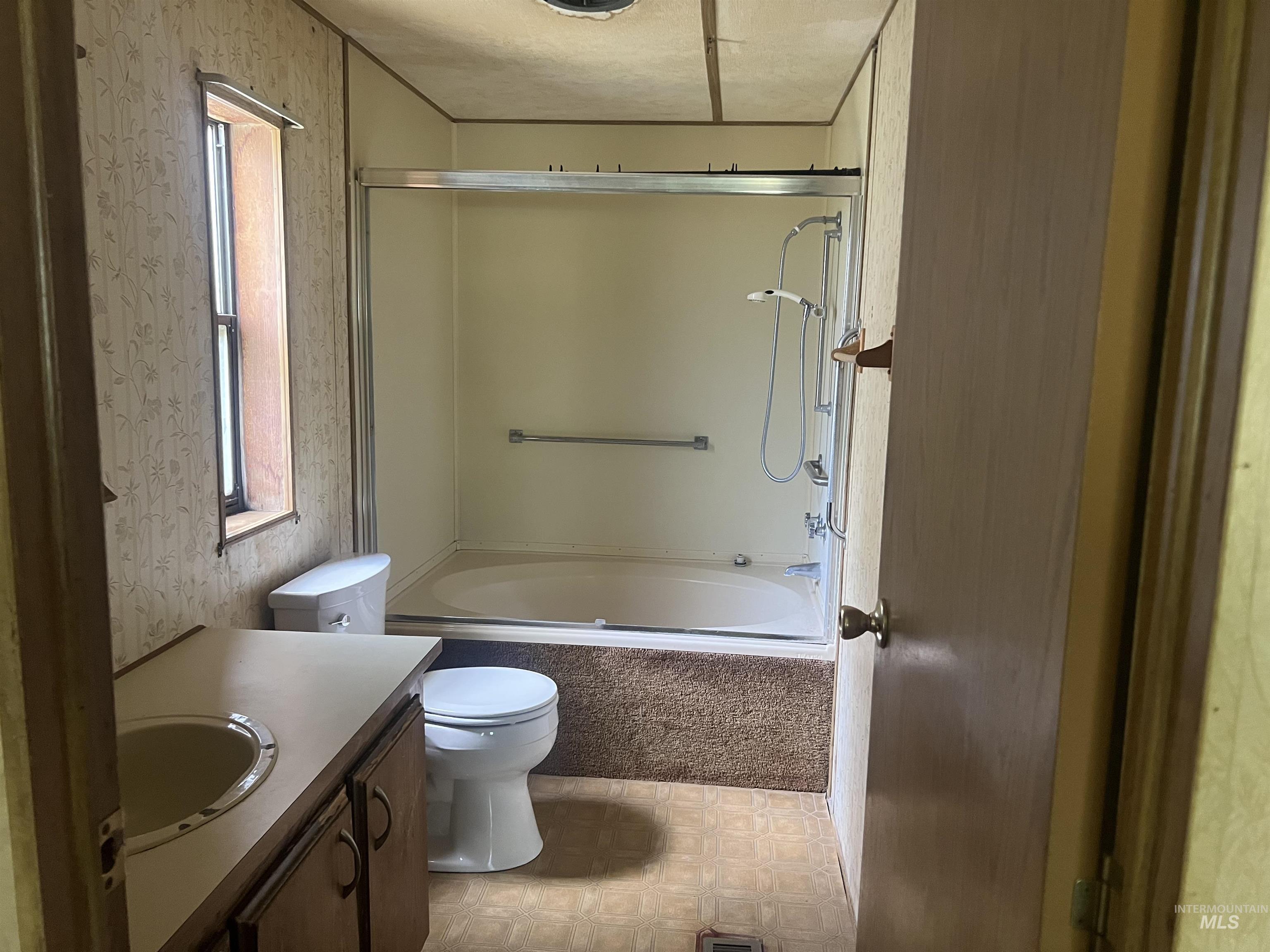 919 & 921 S. Fir, Jerome, Idaho 83338, 2 Bedrooms, 2 Bathrooms, Residential For Sale, Price $399,900, 98960963