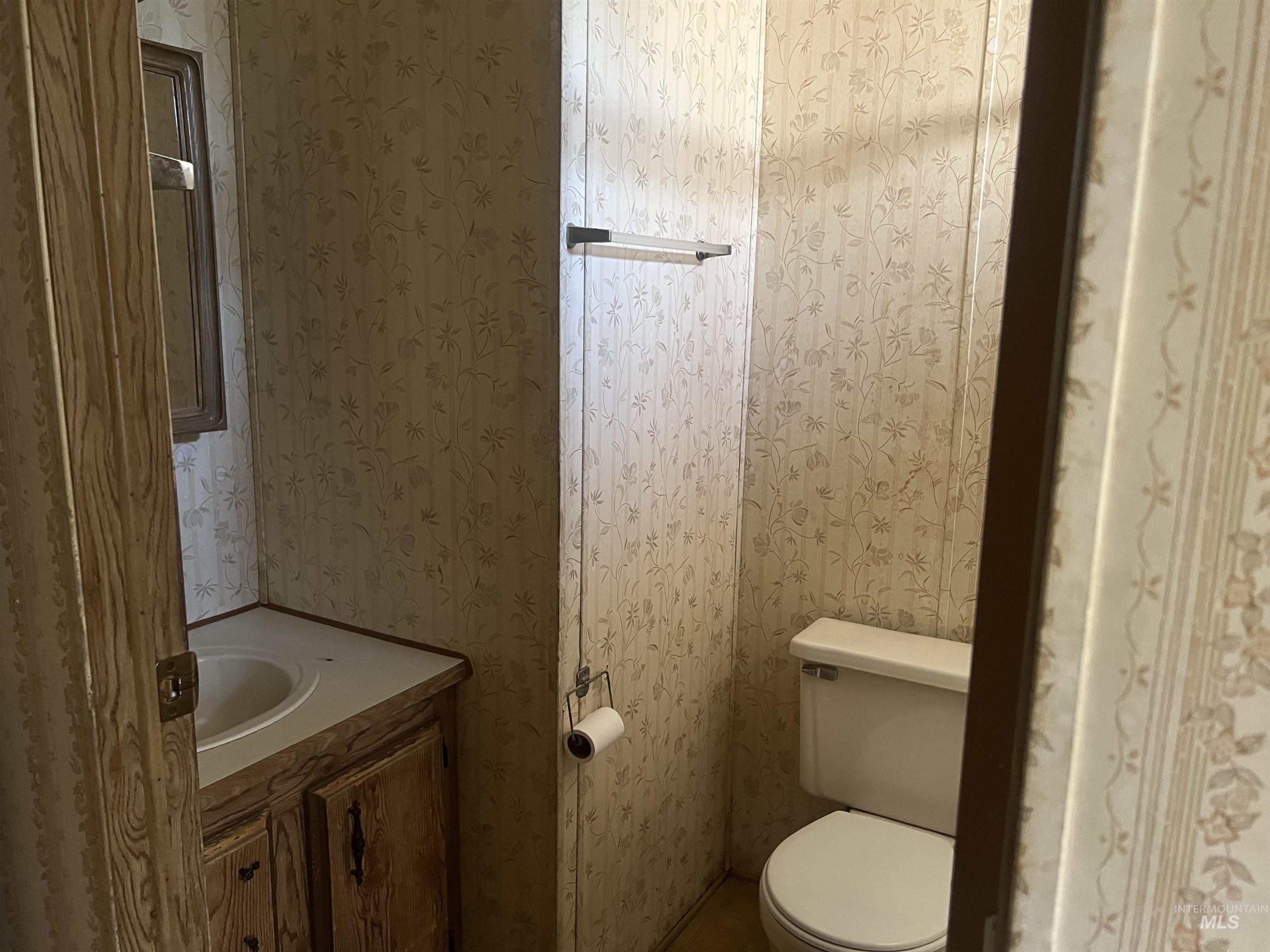 919 & 921 S. Fir, Jerome, Idaho 83338, 2 Bedrooms, 2 Bathrooms, Residential For Sale, Price $399,900, 98960963