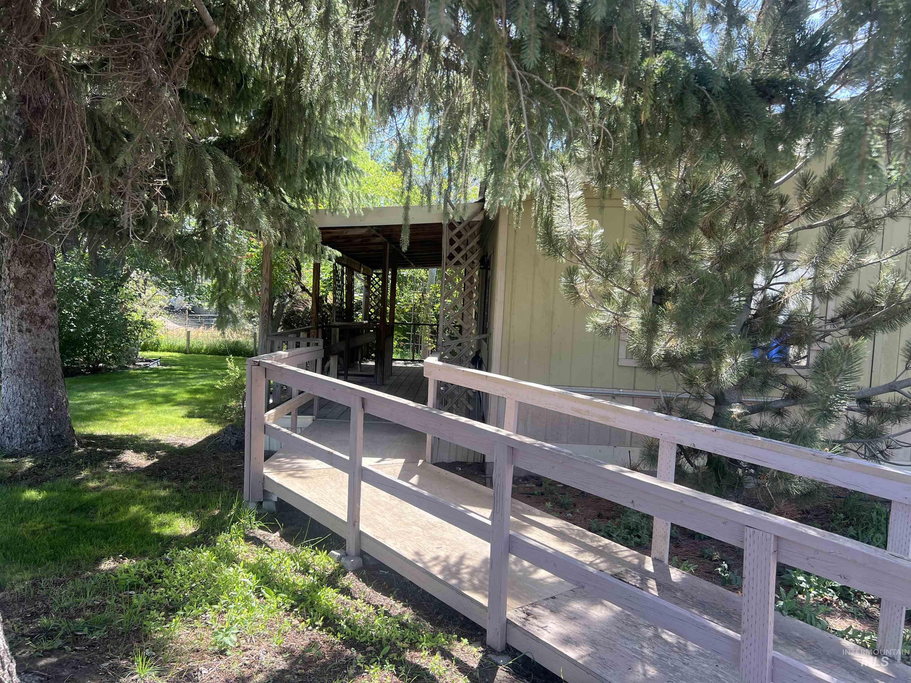 919 & 921 S. Fir, Jerome, Idaho 83338, 2 Bedrooms, 2 Bathrooms, Residential For Sale, Price $399,900, 98960963