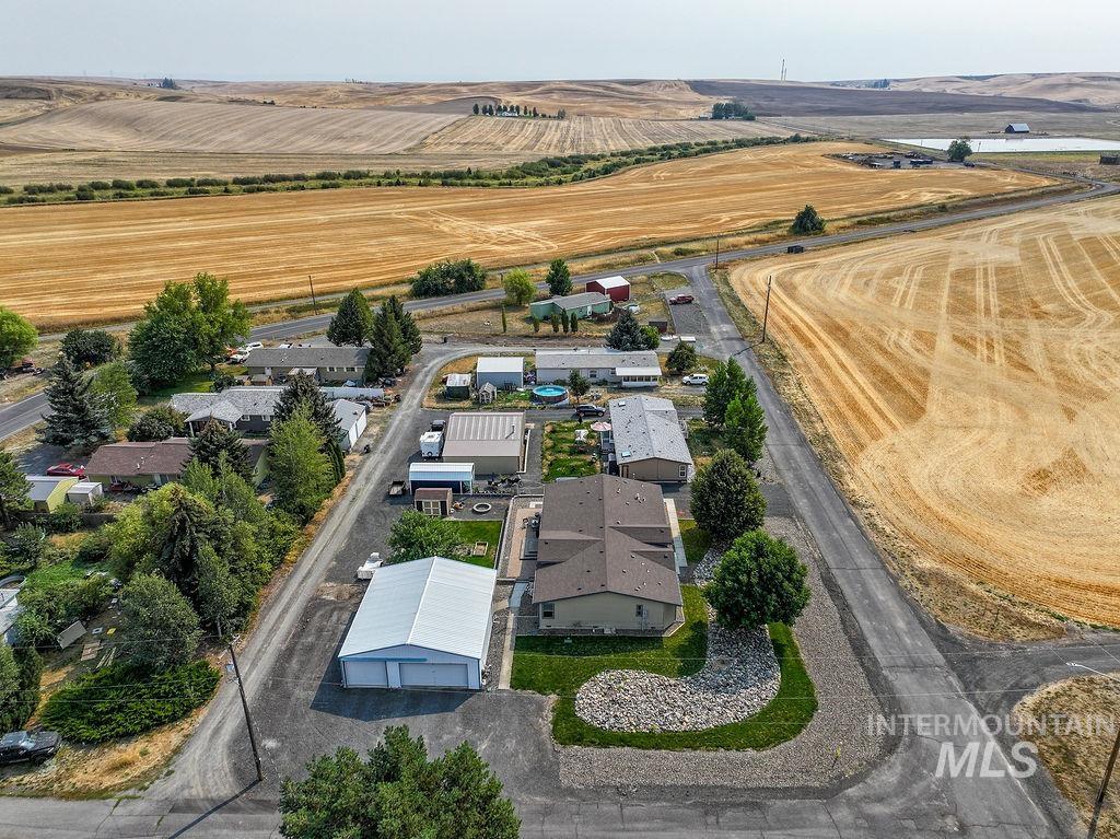 414 S Garfield, Genesee, Idaho 83832, 3 Bedrooms, 2 Bathrooms, Residential For Sale, Price $564,000,MLS 98960964