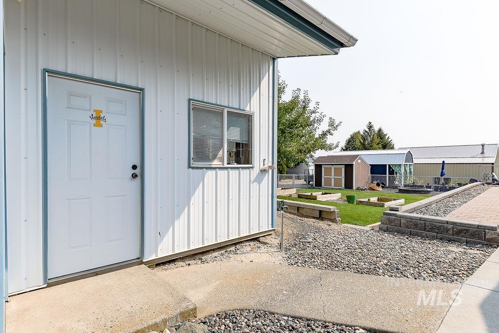 414 S Garfield, Genesee, Idaho 83832, 3 Bedrooms, 2 Bathrooms, Residential For Sale, Price $564,000,MLS 98960964