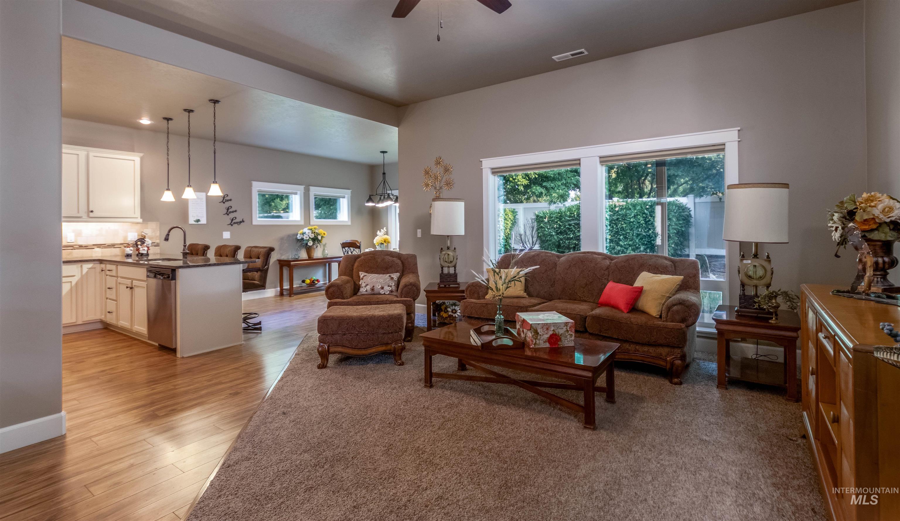 16442 N Putting Ct., Nampa, Idaho 83687, 3 Bedrooms, 2 Bathrooms, Residential For Sale, Price $408,000,MLS 98960999