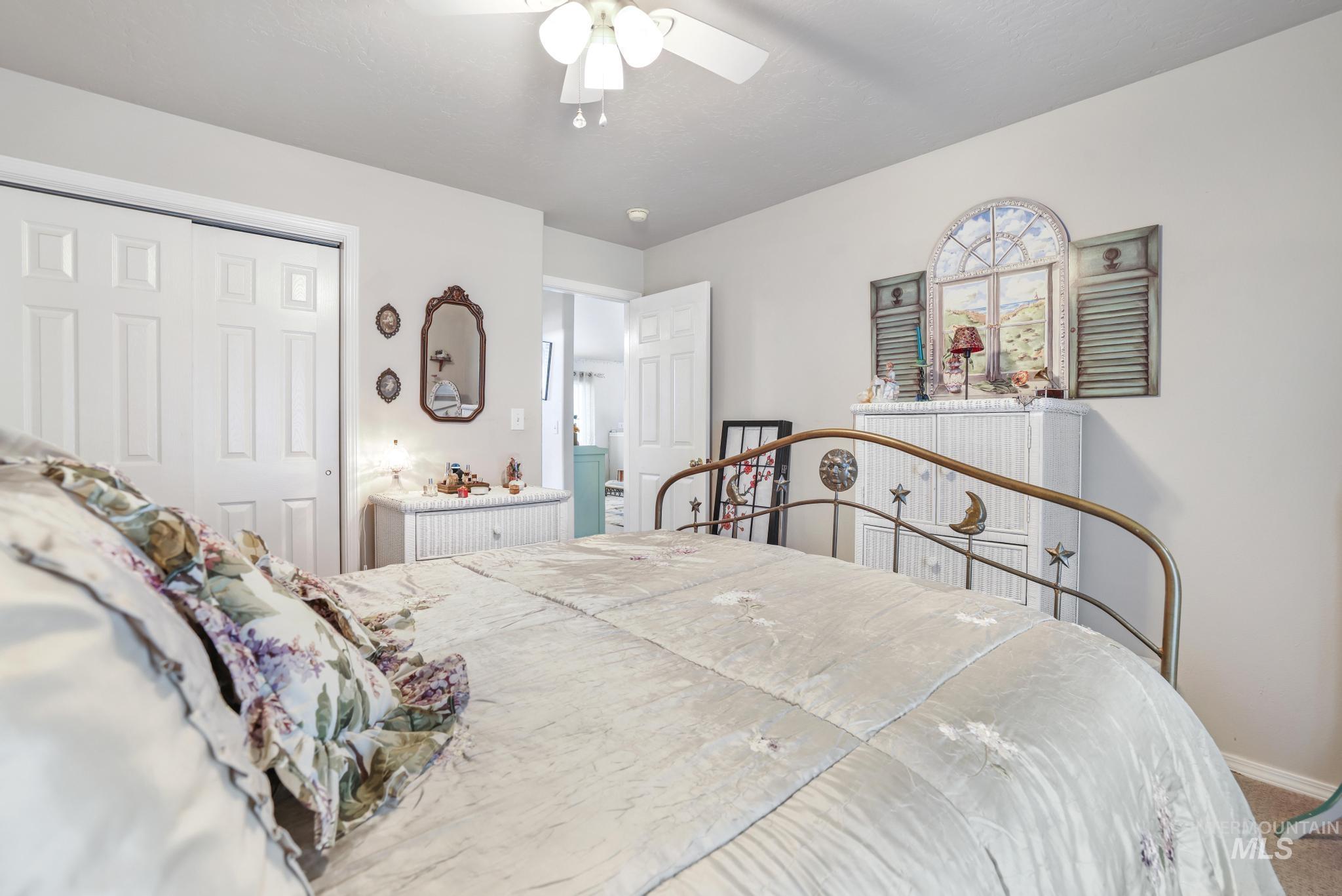 265 Cedar Park Cir, Twin Falls, Idaho 83301, 3 Bedrooms, 2 Bathrooms, Residential For Sale, Price $388,000,MLS 98961006