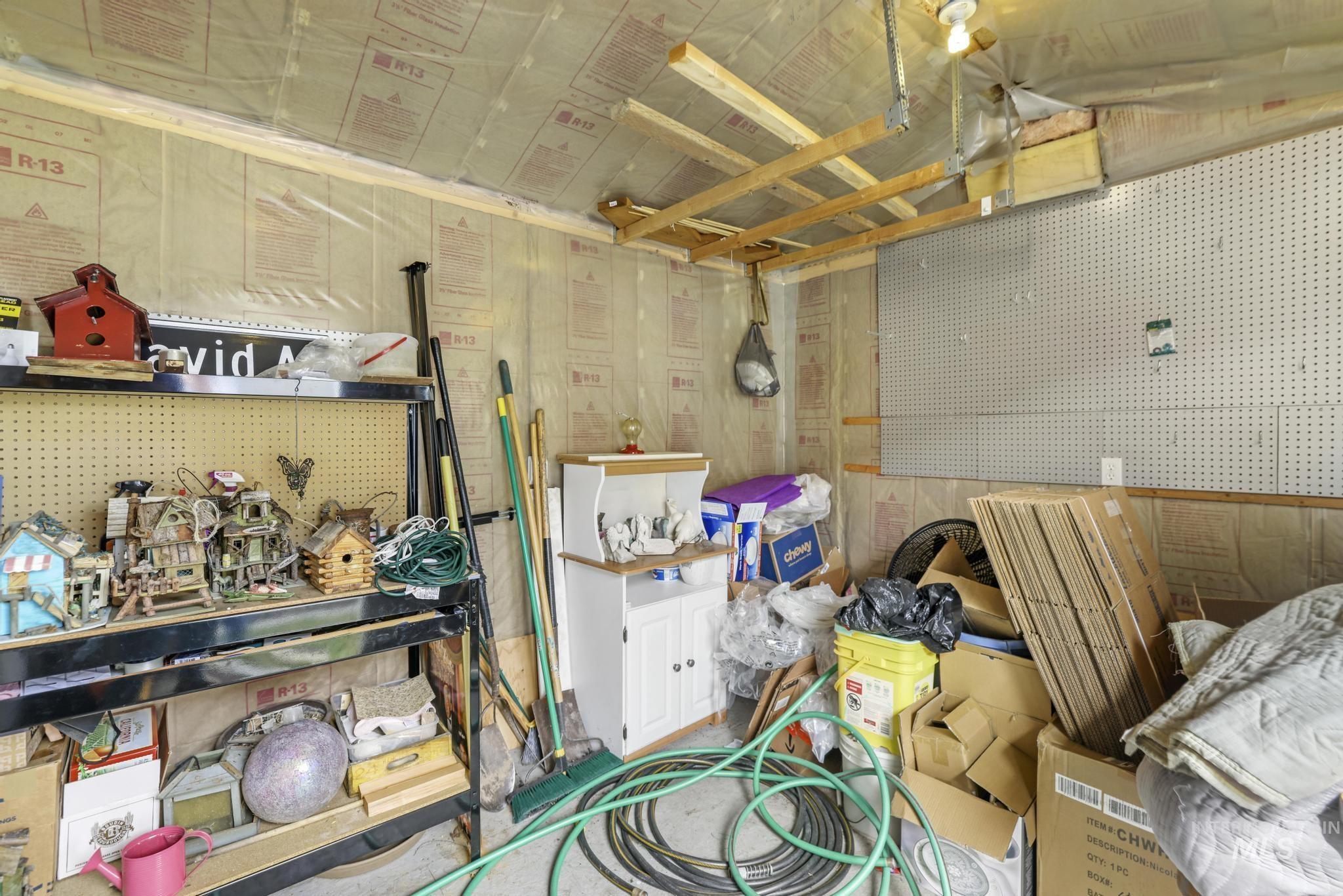 265 Cedar Park Cir, Twin Falls, Idaho 83301, 3 Bedrooms, 2 Bathrooms, Residential For Sale, Price $388,000,MLS 98961006