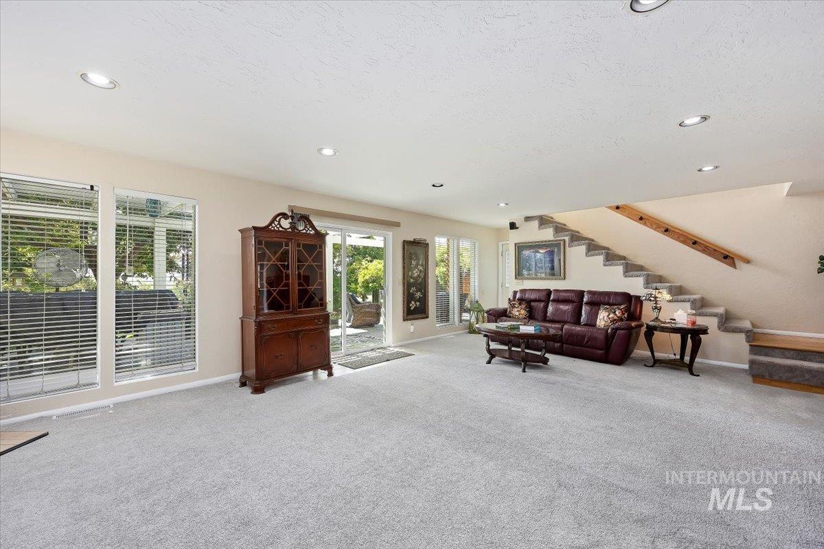 147 W 400 South, Jerome, Idaho 83338, 4 Bedrooms, 3 Bathrooms, Residential For Sale, Price $684,000, 98961021