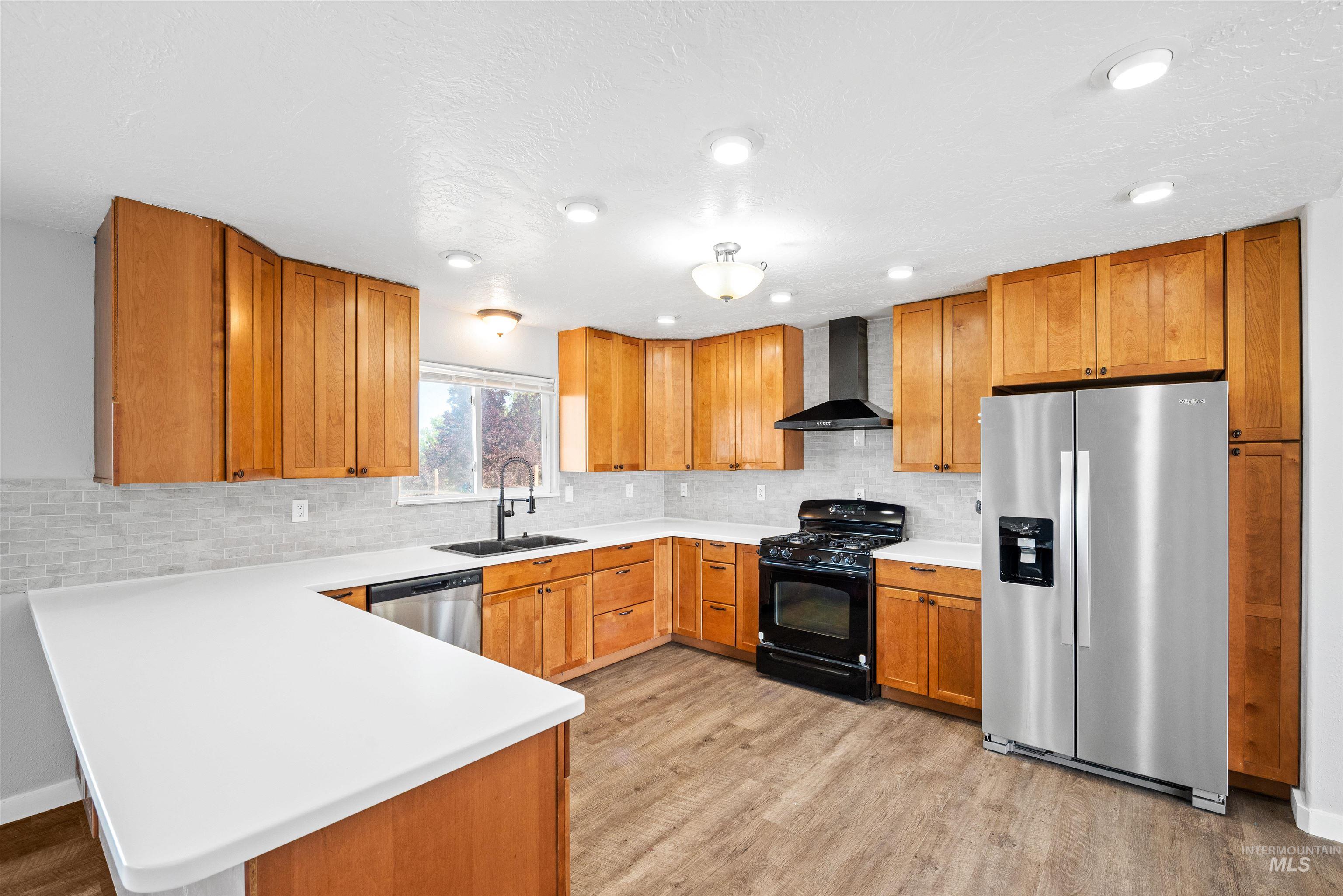 10947 Iowa Ave, Payette, Idaho 83661, 5 Bedrooms, 3 Bathrooms, Residential For Sale, Price $520,000,MLS 98961022