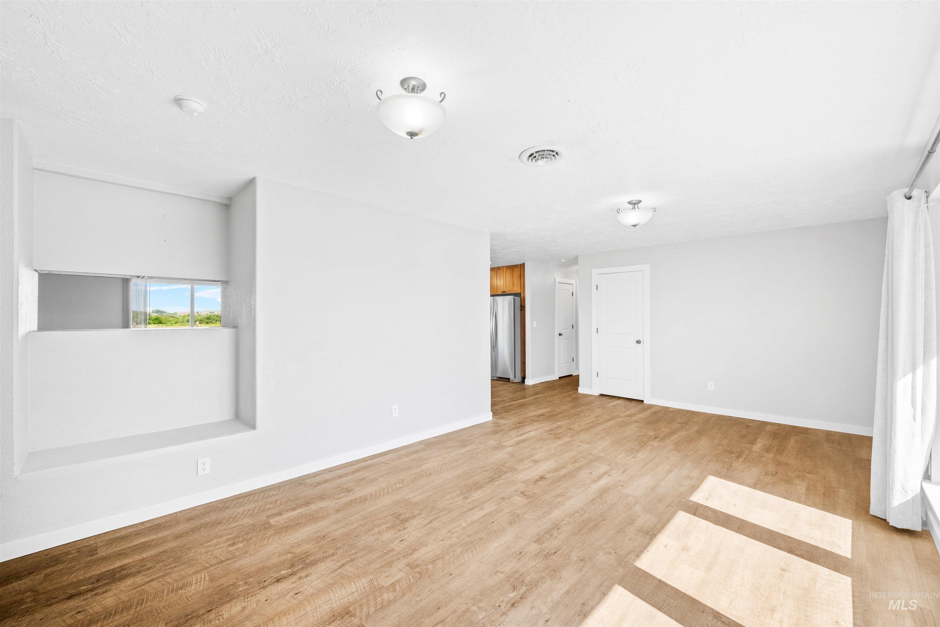 10947 Iowa Ave, Payette, Idaho 83661, 5 Bedrooms, 3 Bathrooms, Residential For Sale, Price $520,000,MLS 98961022