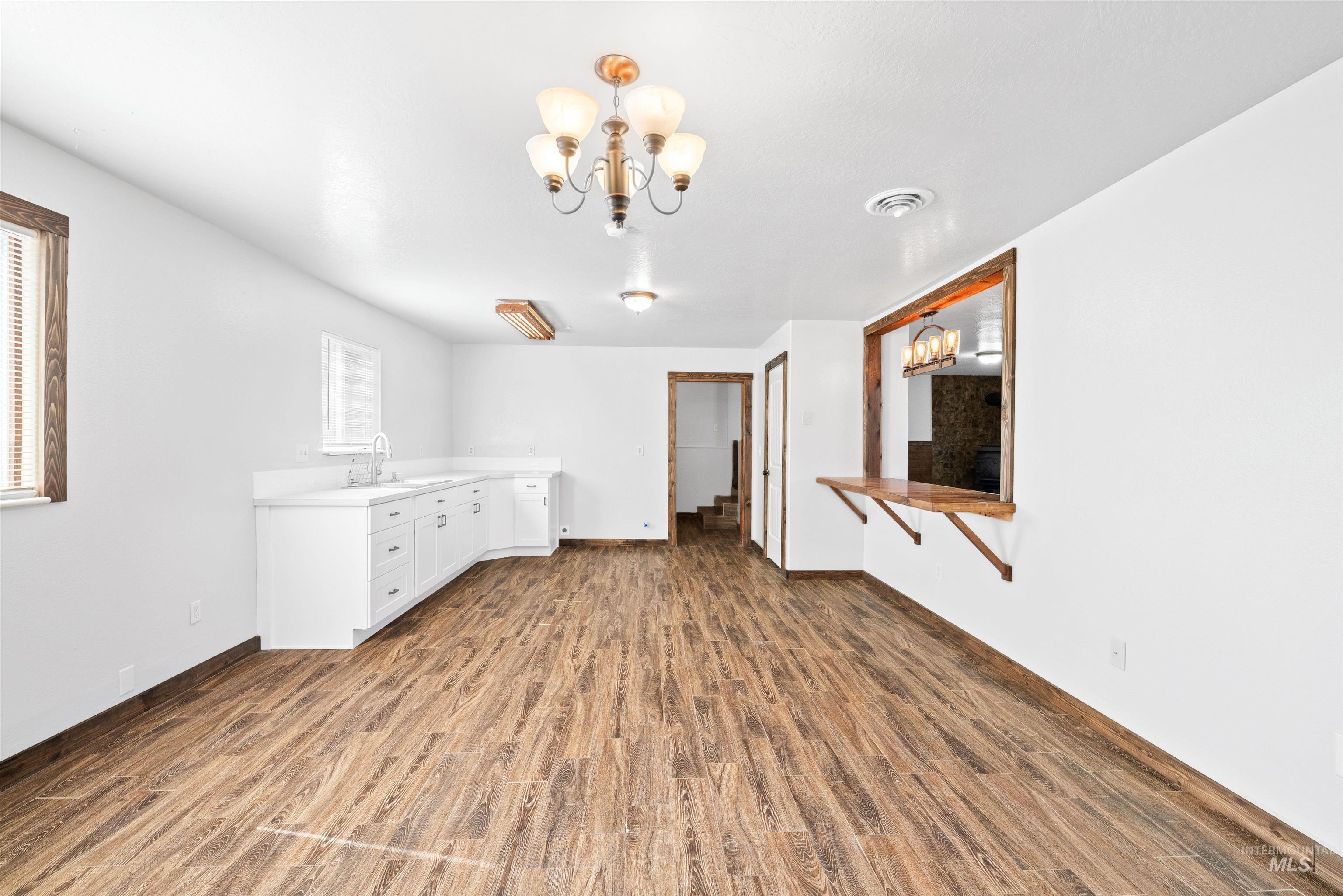 10947 Iowa Ave, Payette, Idaho 83661, 5 Bedrooms, 3 Bathrooms, Residential For Sale, Price $520,000,MLS 98961022