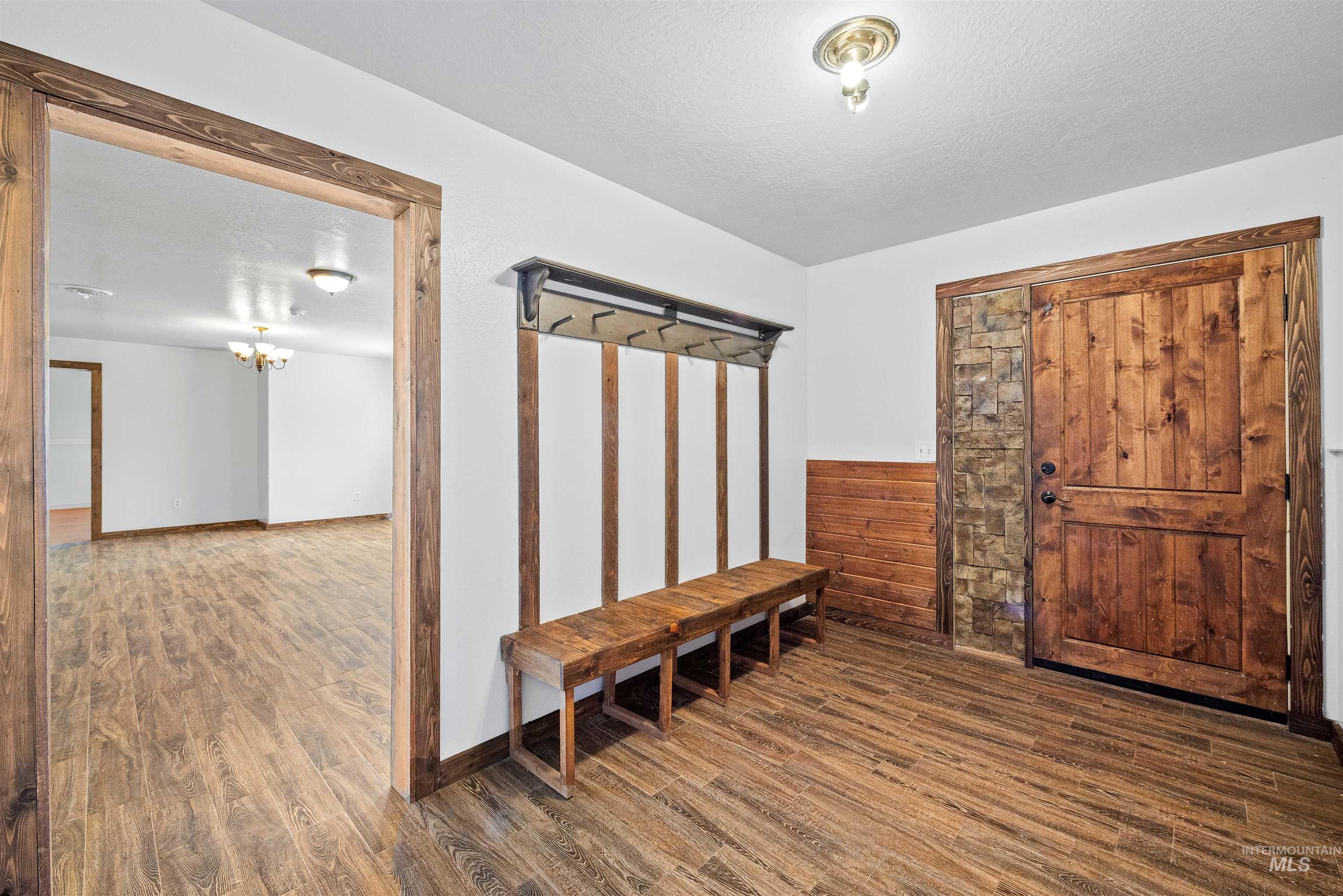 10947 Iowa Ave, Payette, Idaho 83661, 5 Bedrooms, 3 Bathrooms, Residential For Sale, Price $520,000,MLS 98961022