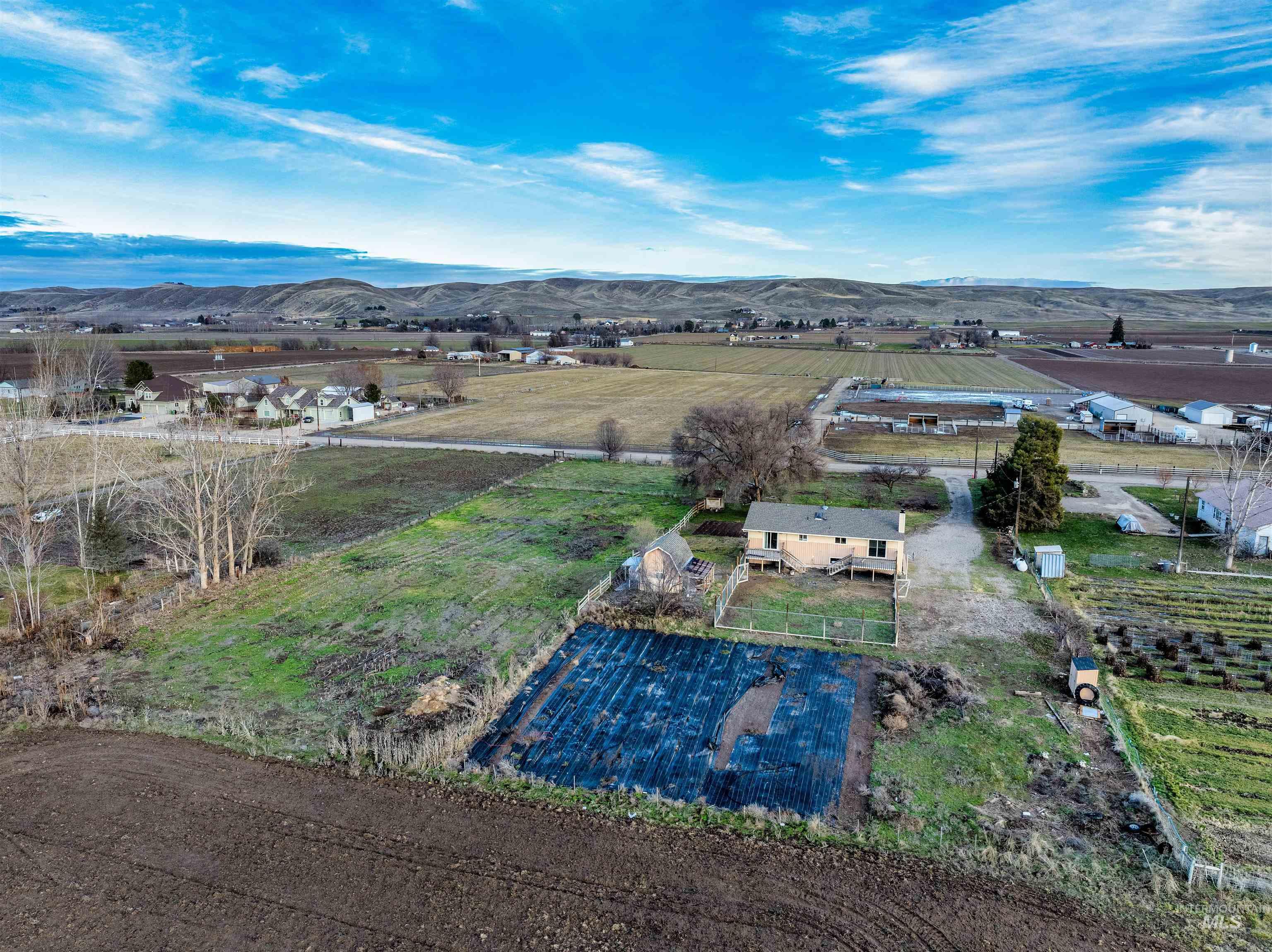 10947 Iowa Ave, Payette, Idaho 83661, 5 Bedrooms, 3 Bathrooms, Residential For Sale, Price $520,000,MLS 98961022