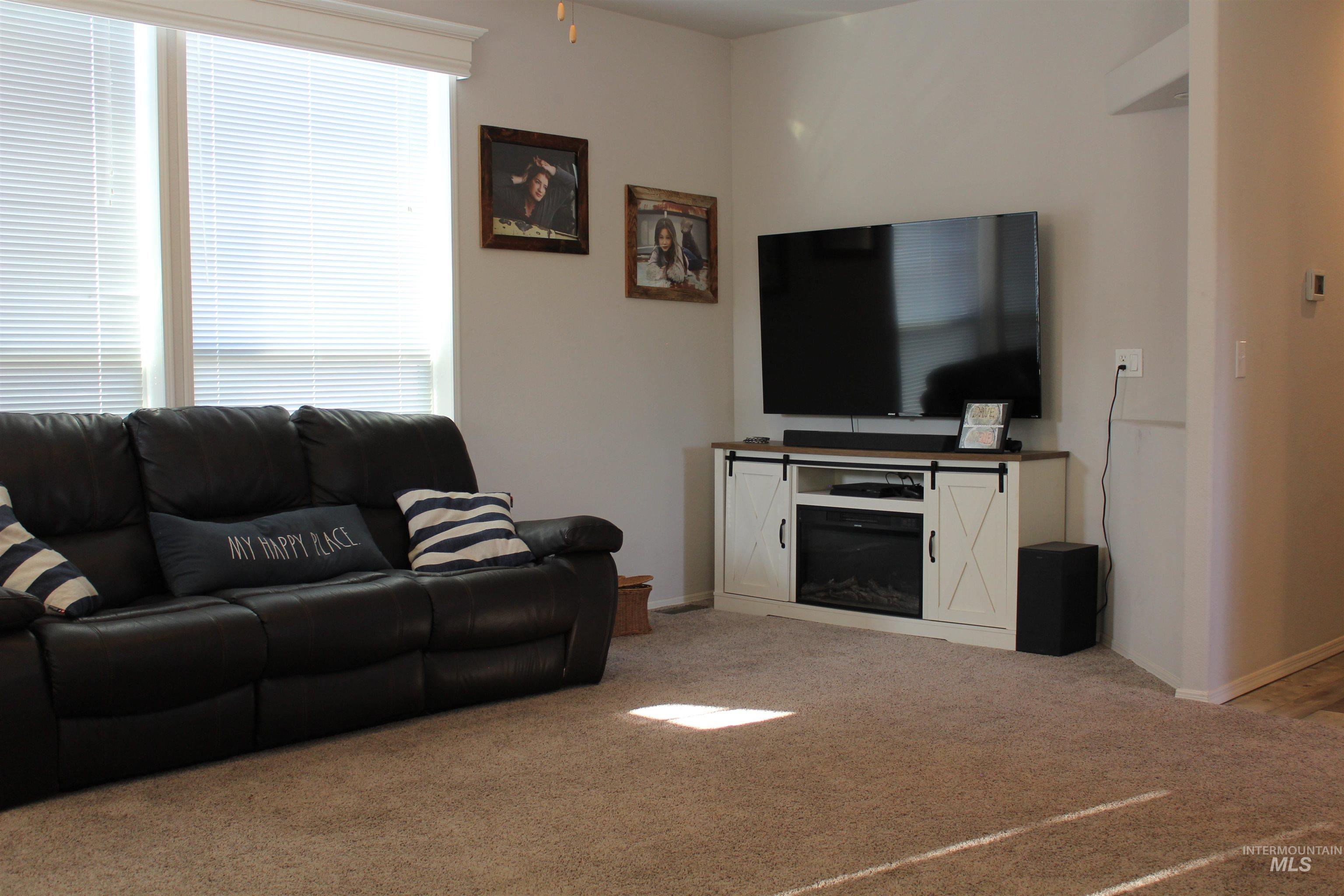 1500 W 7th Unit 44C, Weiser, Idaho 83672, 3 Bedrooms, 2 Bathrooms, Residential For Sale, Price $159,900,MLS 98961030