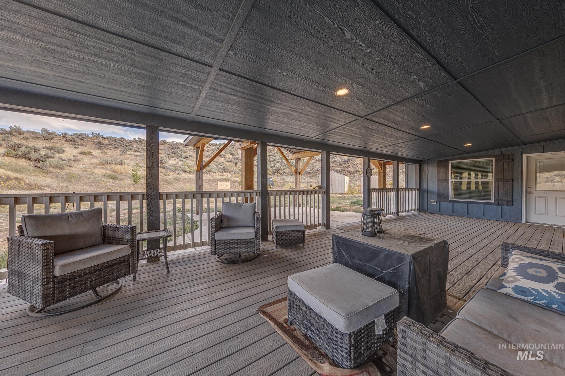 1587 Gentry Ln, Weiser, Idaho 83672, 3 Bedrooms, 2 Bathrooms, Residential For Sale, Price $684,900, 98961045