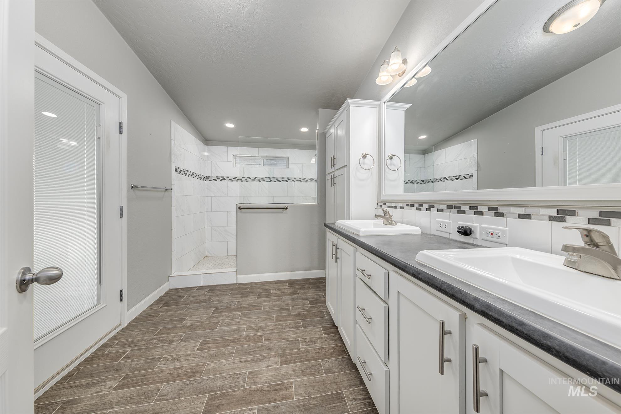 1587 Gentry Ln, Weiser, Idaho 83672, 3 Bedrooms, 2 Bathrooms, Residential For Sale, Price $684,900, 98961045