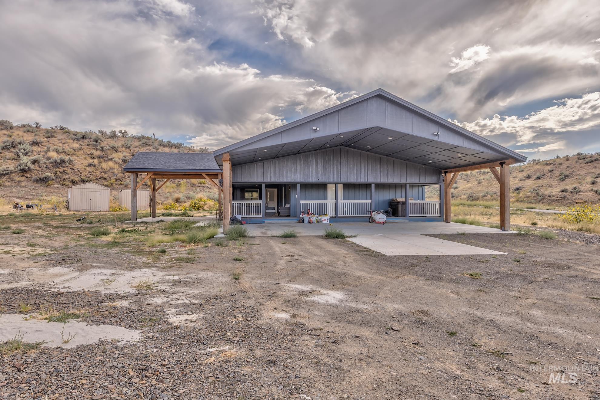 1587 Gentry Ln, Weiser, Idaho 83672, 3 Bedrooms, 2 Bathrooms, Residential For Sale, Price $684,900, 98961045