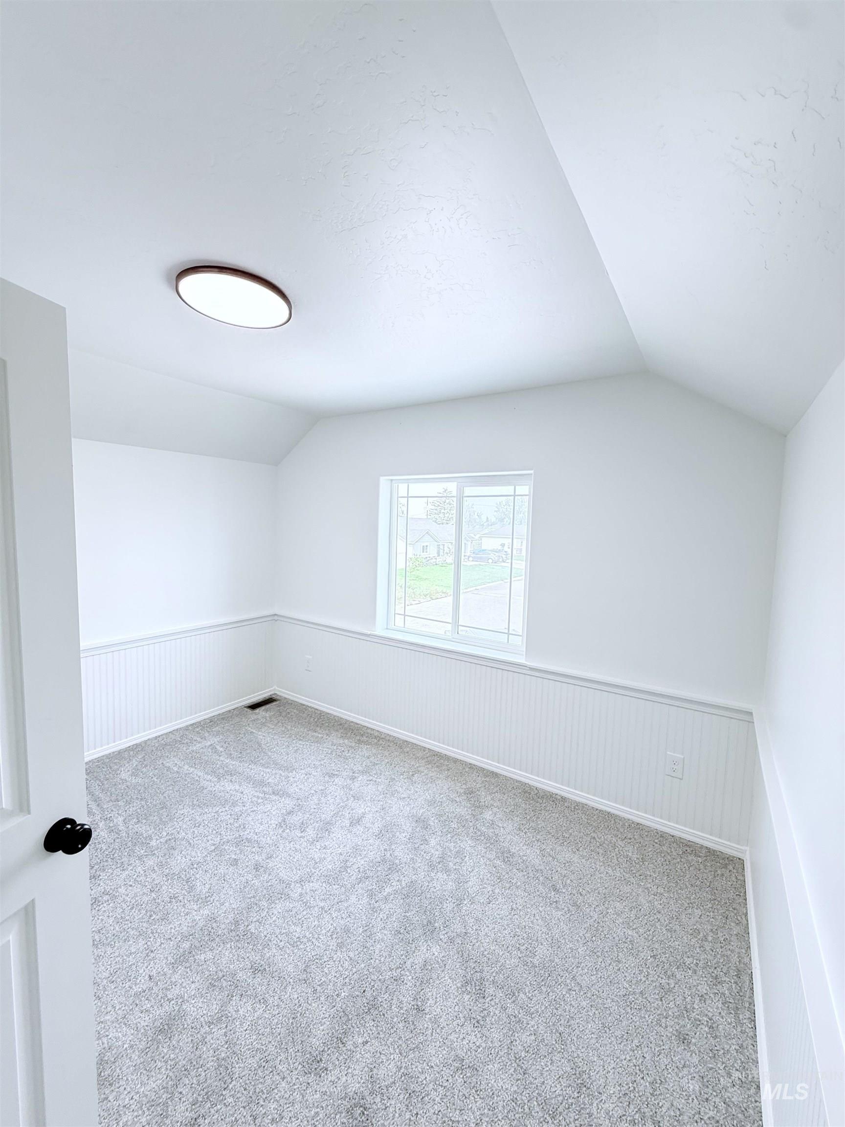 1021 12th Street, Rupert, Idaho 83350, 3 Bedrooms, 2.5 Bathrooms, Residential For Sale, Price $375,900,MLS 98961102