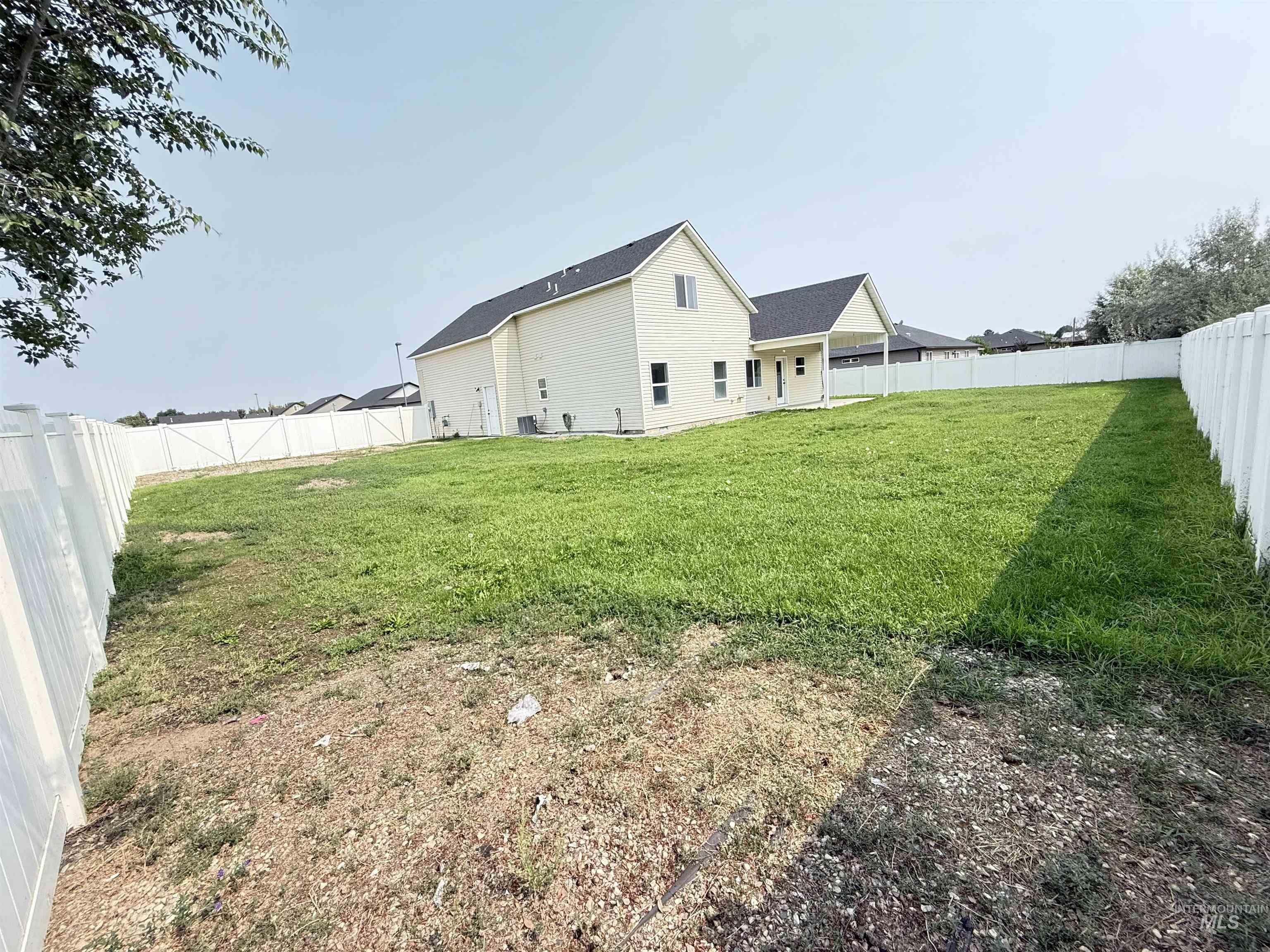 1021 12th Street, Rupert, Idaho 83350, 3 Bedrooms, 2.5 Bathrooms, Residential For Sale, Price $375,900,MLS 98961102