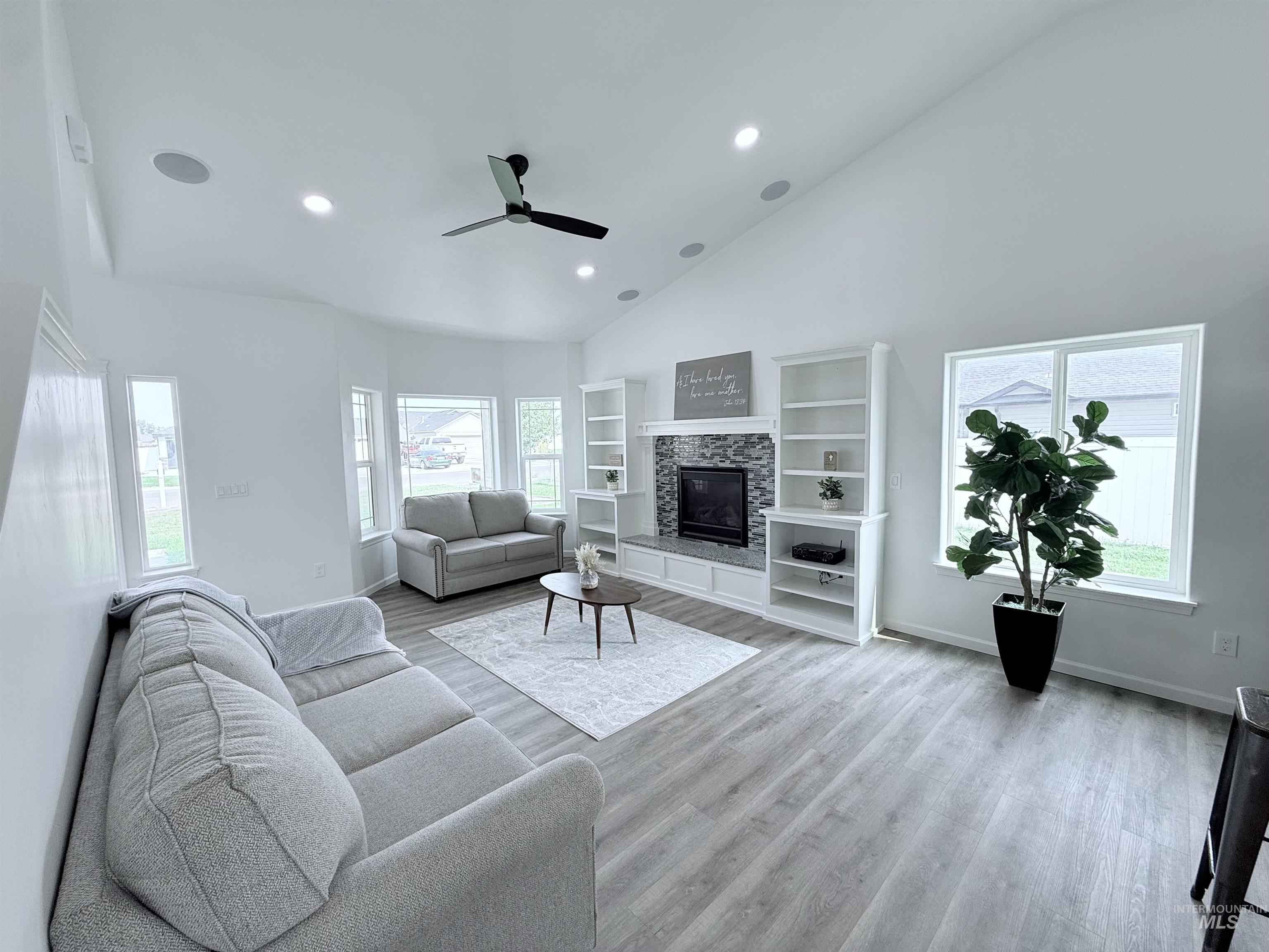 1021 12th Street, Rupert, Idaho 83350, 3 Bedrooms, 2.5 Bathrooms, Residential For Sale, Price $375,900,MLS 98961102