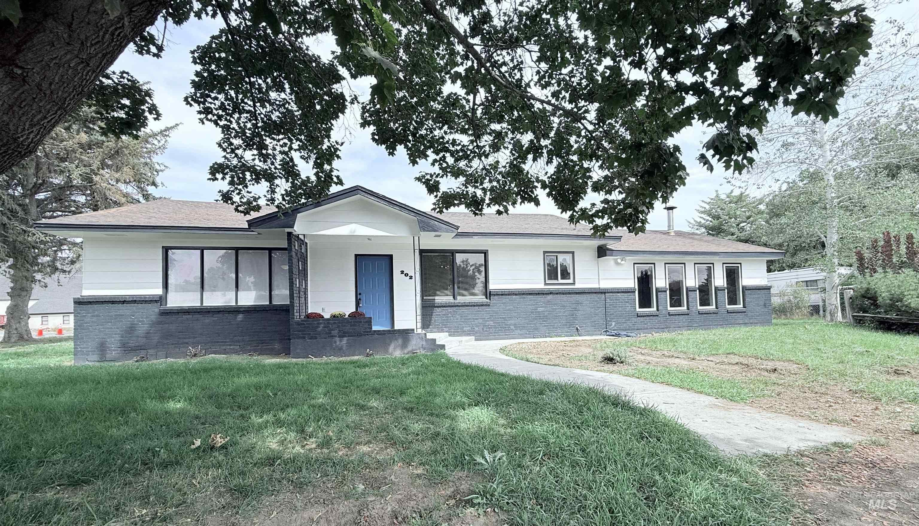 202 East Ave A, Wendell, Idaho 83355, 3 Bedrooms, 1.5 Bathrooms, Residential For Sale, Price $379,000,MLS 98961104