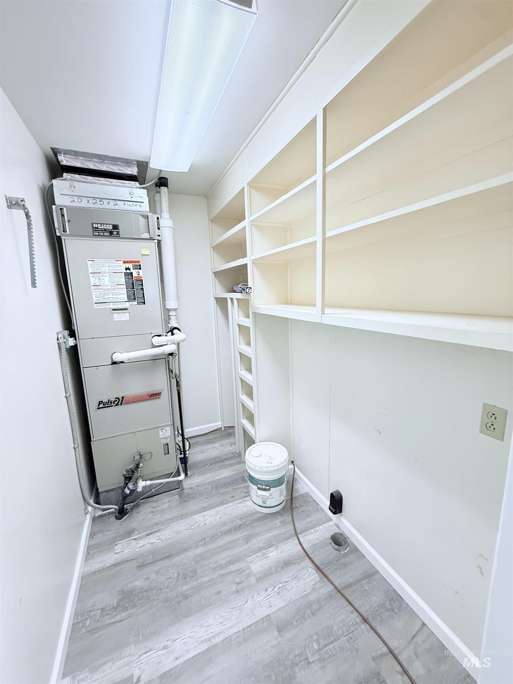 202 East Ave A, Wendell, Idaho 83355, 3 Bedrooms, 1.5 Bathrooms, Residential For Sale, Price $379,000,MLS 98961104