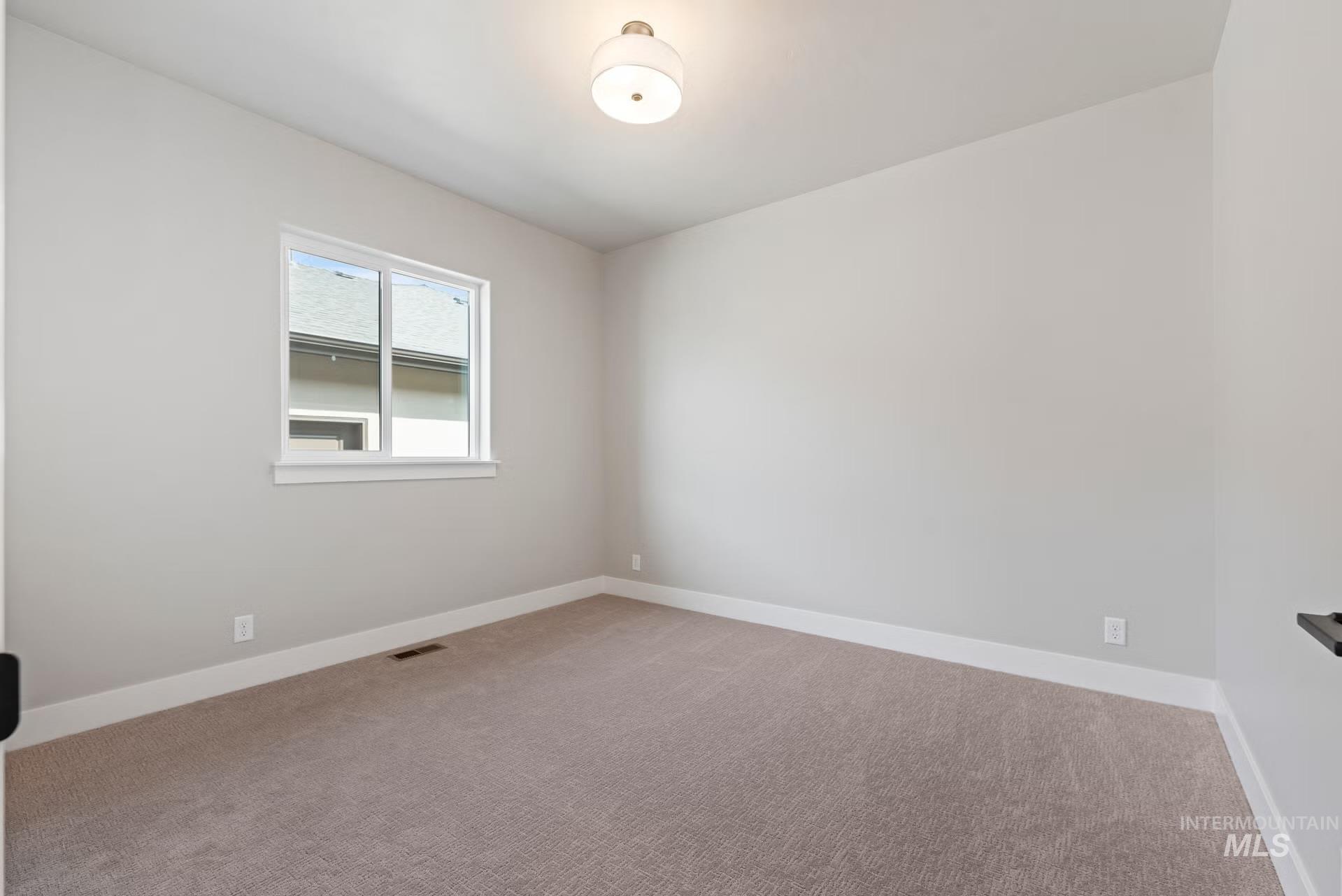 2084 N Hurtsville Ave., Kuna, Idaho 83634, 3 Bedrooms, 3 Bathrooms, Residential For Sale, Price $819,880,MLS 98961152