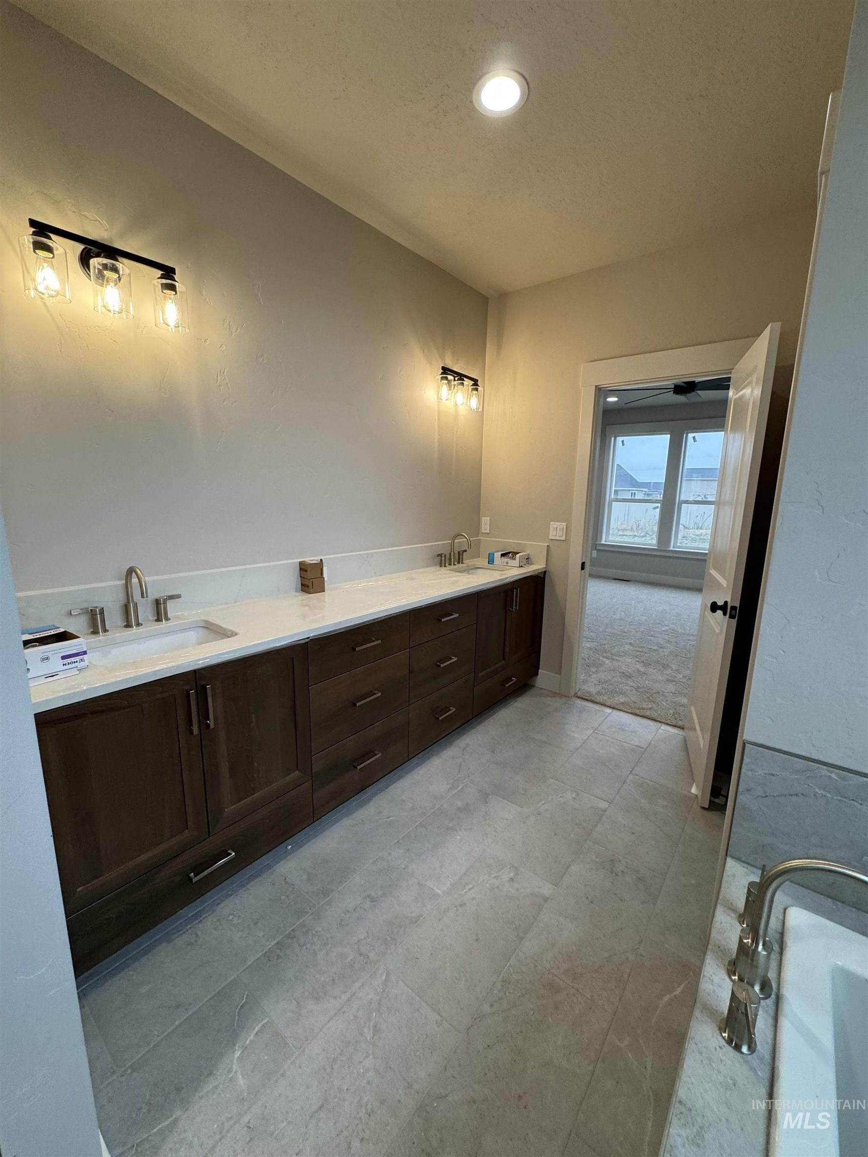 4024 Steele Ct., Nampa, Idaho 83686, 5 Bedrooms, 3.5 Bathrooms, Residential For Sale, Price $789,999,MLS 98961172