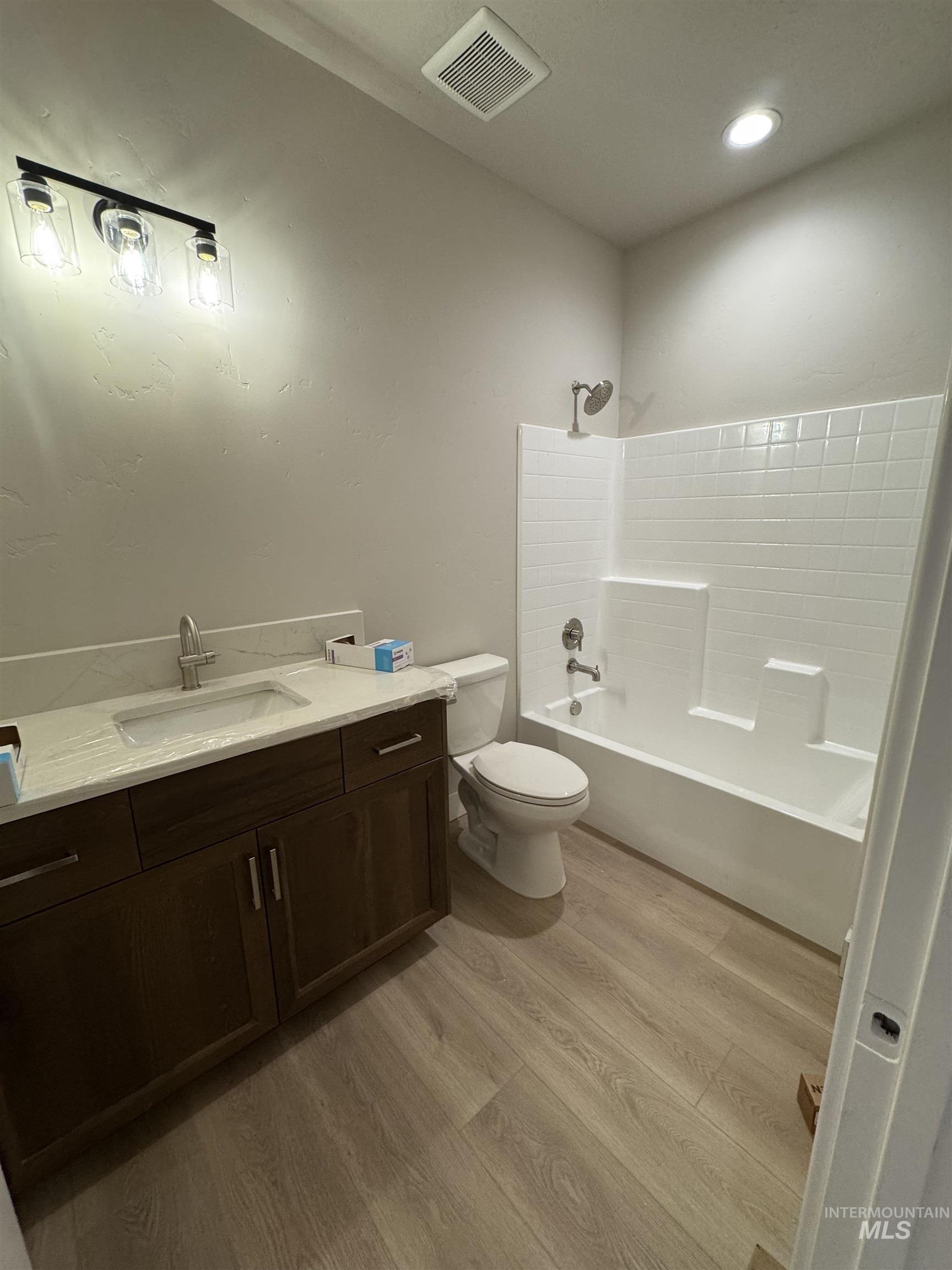 4024 Steele Ct., Nampa, Idaho 83686, 5 Bedrooms, 3.5 Bathrooms, Residential For Sale, Price $789,999,MLS 98961172