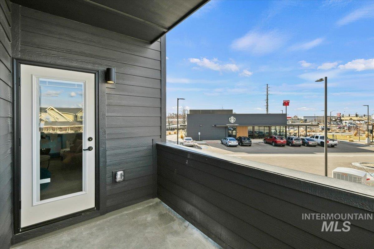 516 N Lucy Lane, Nampa, Idaho 83687, 3 Bedrooms, 2.5 Bathrooms, Residential For Sale, Price $320,000,MLS 98961185