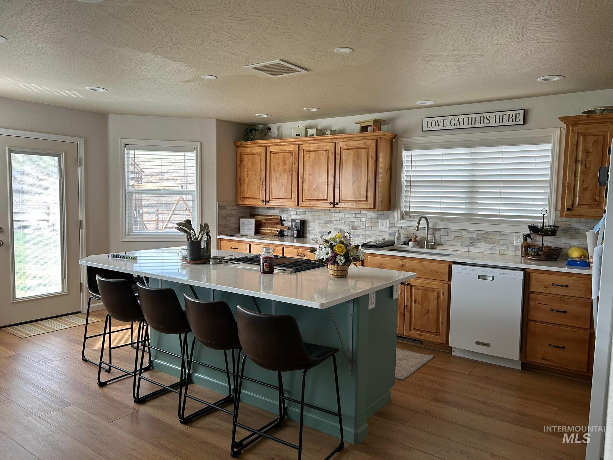 3091 Echo Rd, Nyssa, Oregon 97913, 3 Bedrooms, 2.5 Bathrooms, Residential For Sale, Price $719,000,MLS 98961194