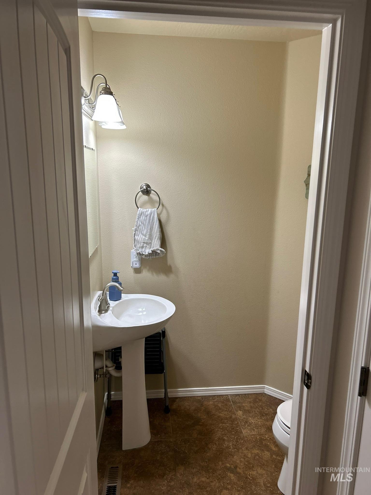 3091 Echo Rd, Nyssa, Oregon 97913, 3 Bedrooms, 2.5 Bathrooms, Residential For Sale, Price $719,000,MLS 98961194